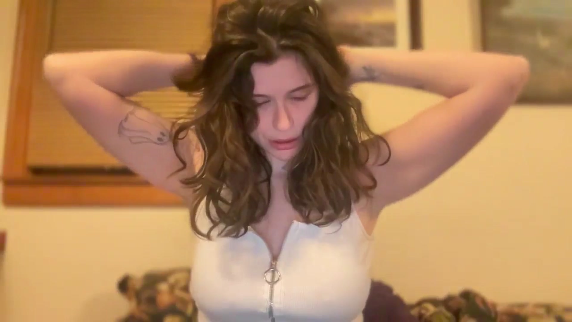 Gallery image thumbnail from JediDropout's myfreecams stream on, 03/07/2026, 08:13 image 20 of 20