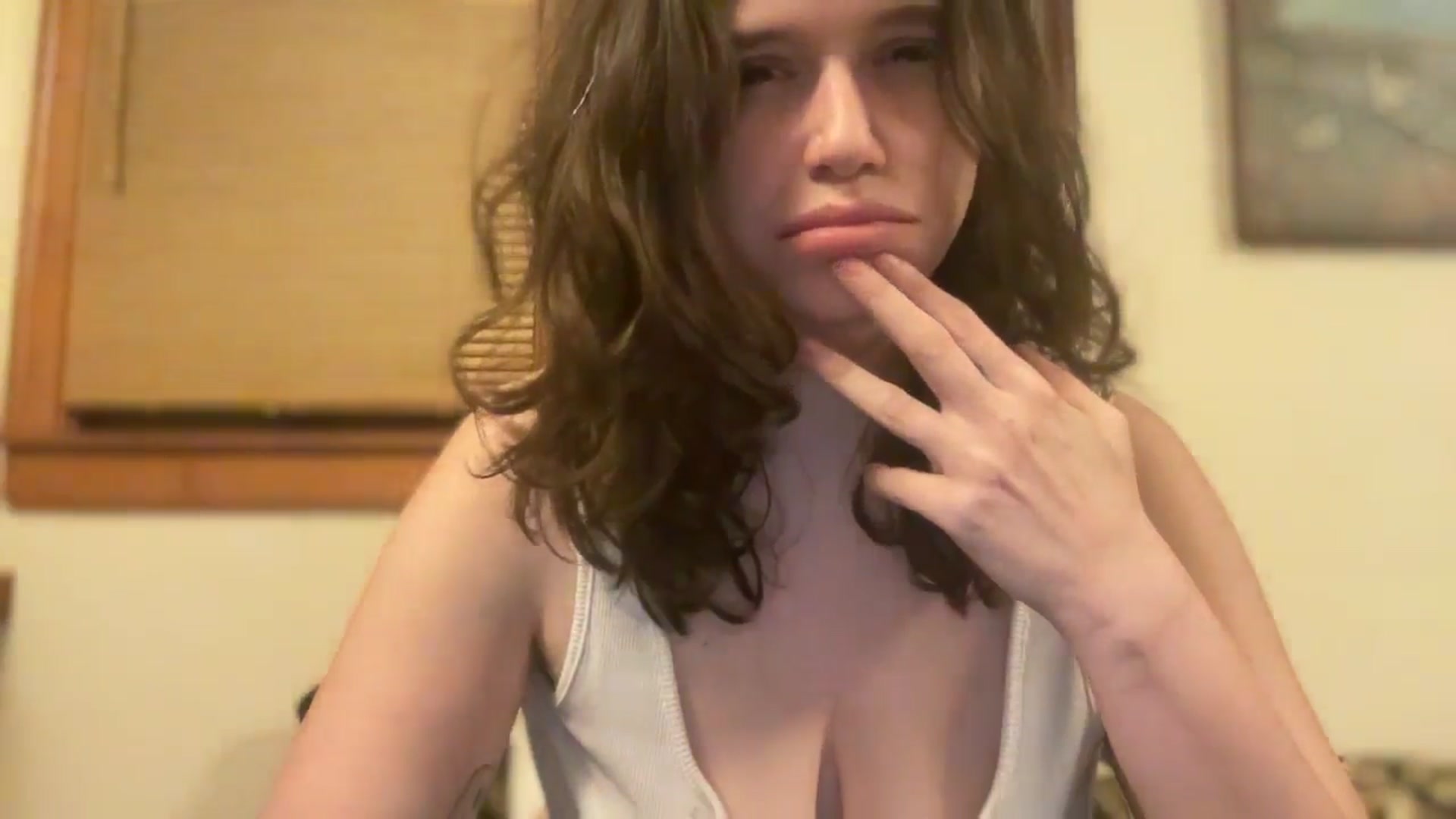 Gallery image thumbnail from JediDropout's myfreecams stream on, 03/07/2026, 08:13 image 6 of 20