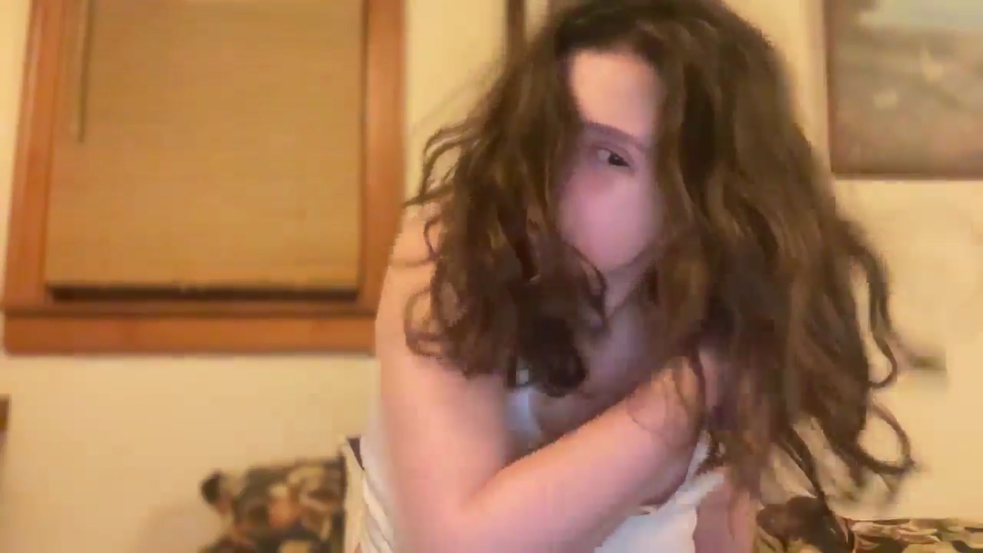 Gallery image thumbnail from JediDropout's myfreecams stream on, 03/07/2026, 08:13 image 10 of 20