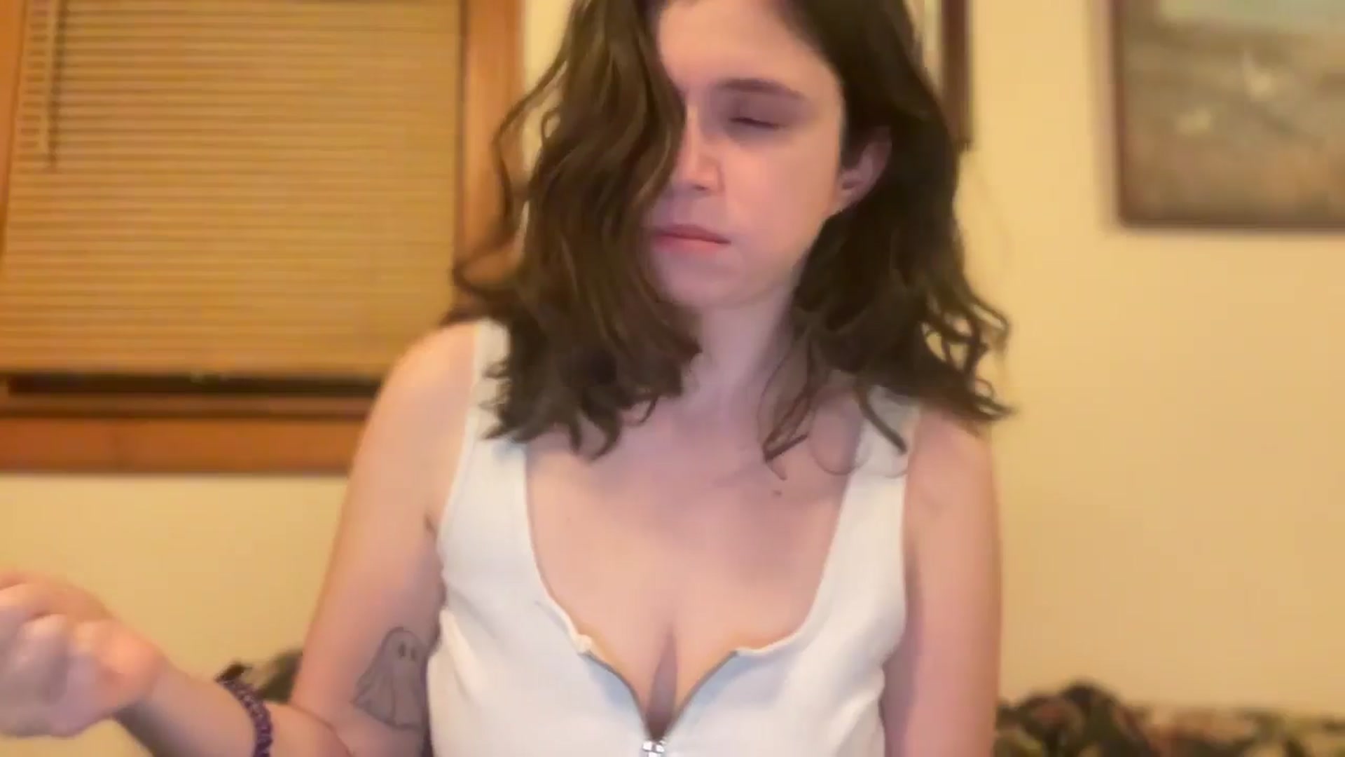 Gallery image thumbnail from JediDropout's myfreecams stream on, 03/07/2026, 09:30 image 15 of 20