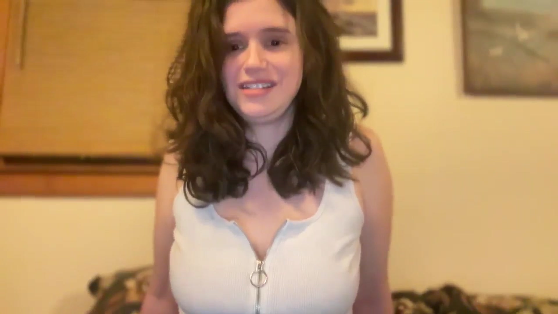 Gallery image thumbnail from JediDropout's myfreecams stream on, 03/07/2026, 09:30 image 13 of 20