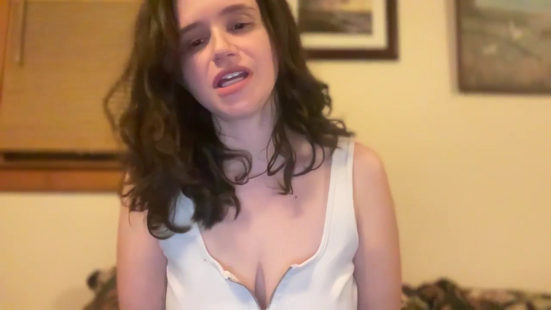 Gallery image thumbnail from JediDropout's myfreecams stream on, 03/07/2026, 09:30 image 14 of 20