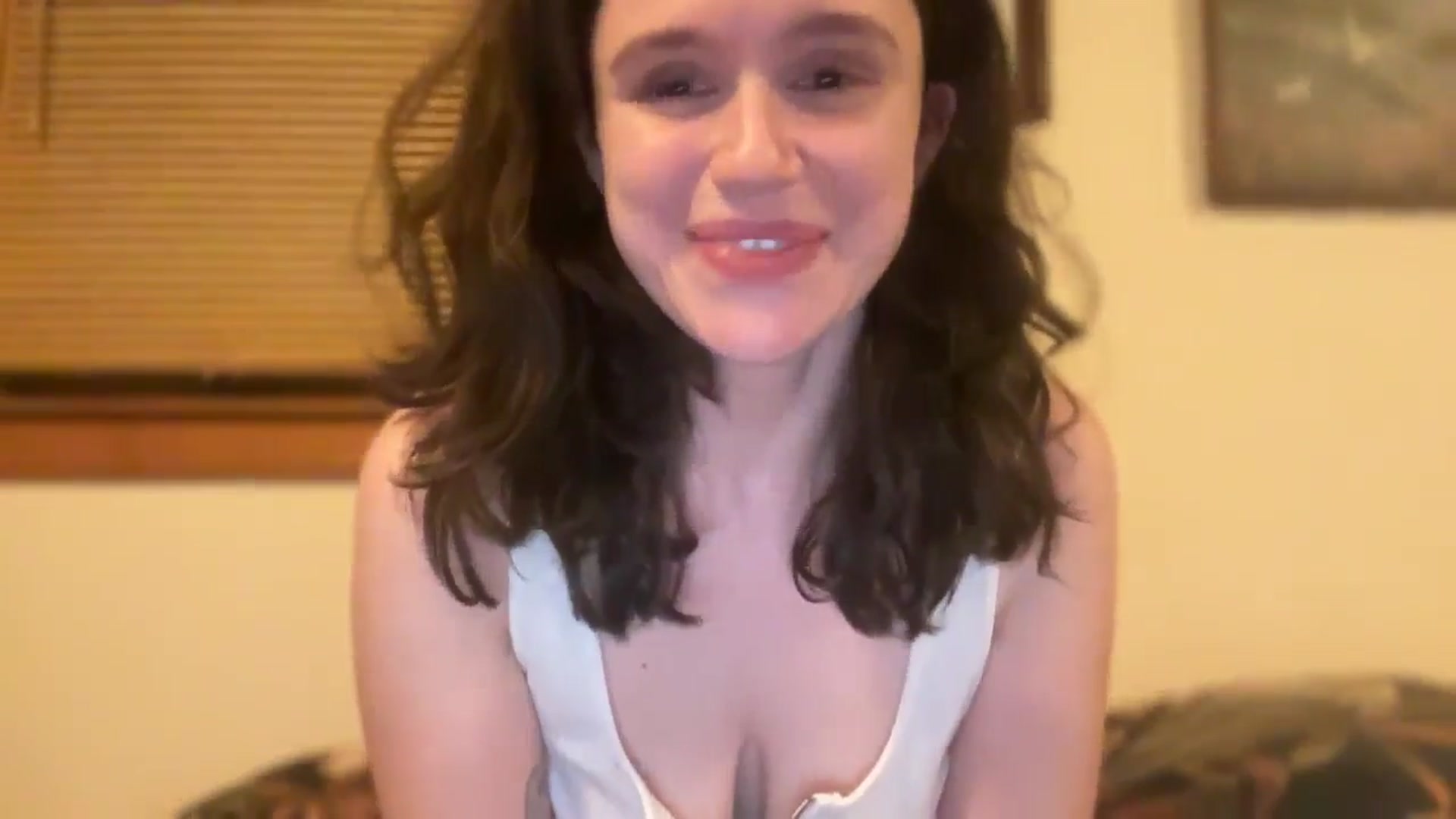 Gallery image thumbnail from JediDropout's myfreecams stream on, 03/07/2026, 09:30 image 18 of 20