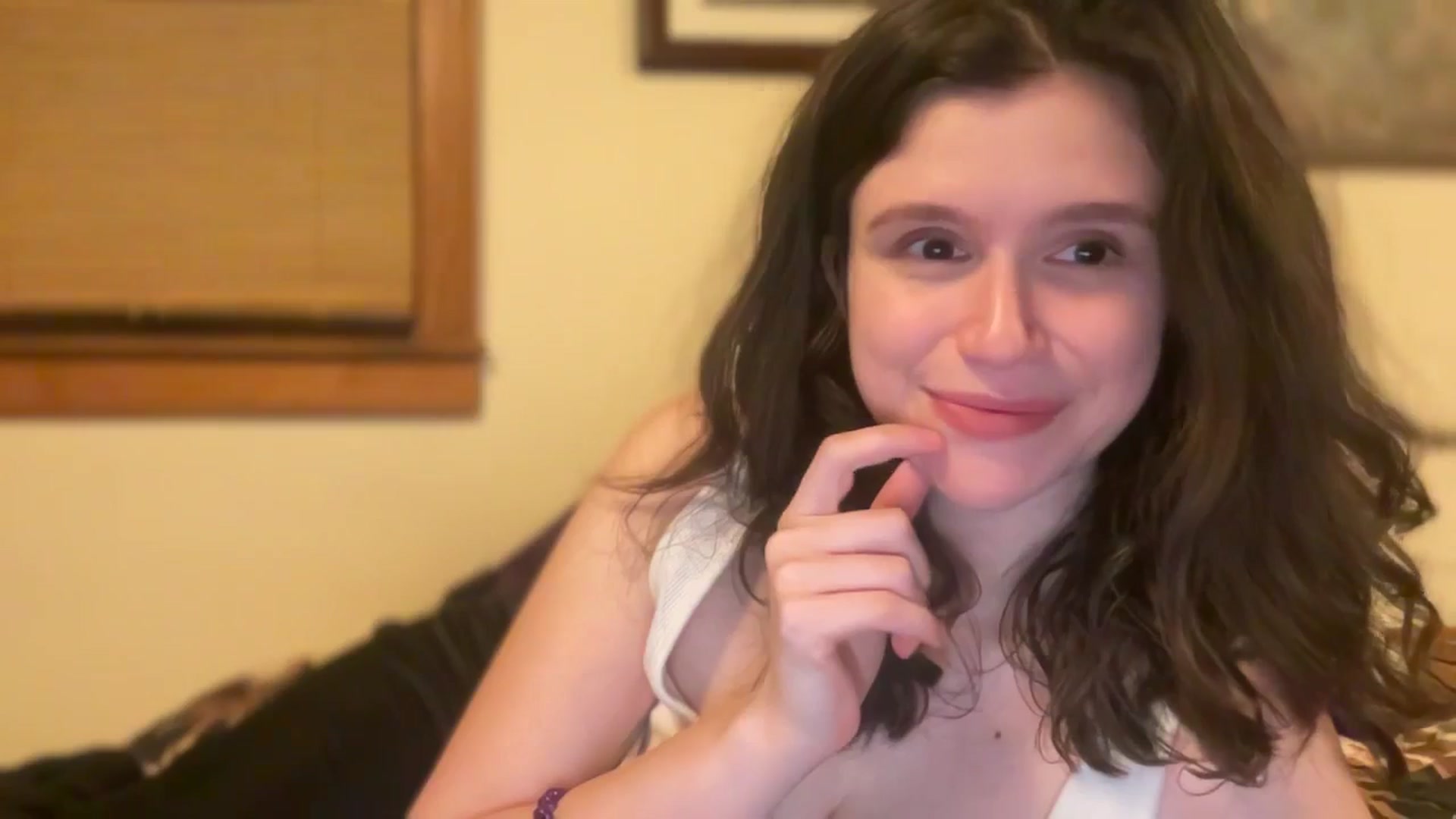 Gallery image thumbnail from JediDropout's myfreecams stream on, 03/07/2026, 10:42 image 15 of 20