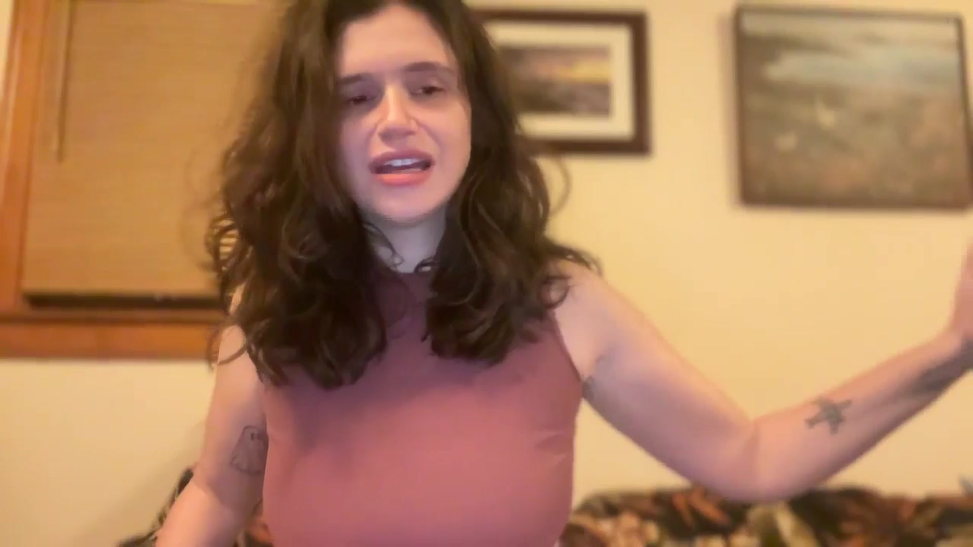 Gallery image thumbnail from JediDropout's myfreecams stream on, 03/10/2026, 10:53 image 7 of 20