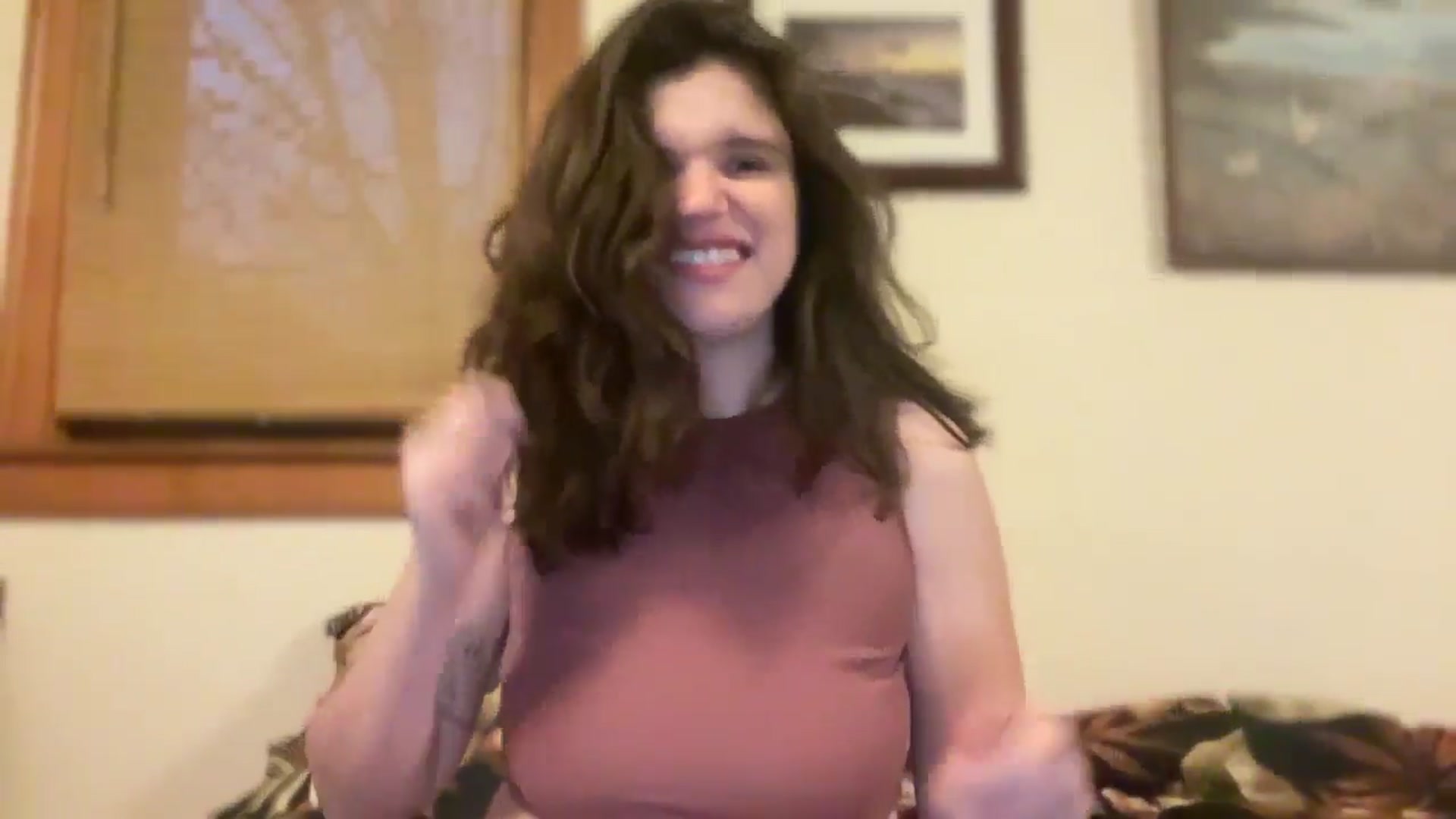 Gallery image thumbnail from JediDropout's myfreecams stream on, 03/10/2026, 11:18 image 4 of 20