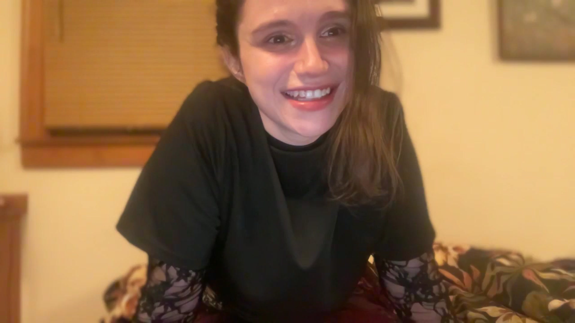 Gallery image thumbnail from JediDropout's myfreecams stream on, 04/15/2026, 08:51 image 2 of 20