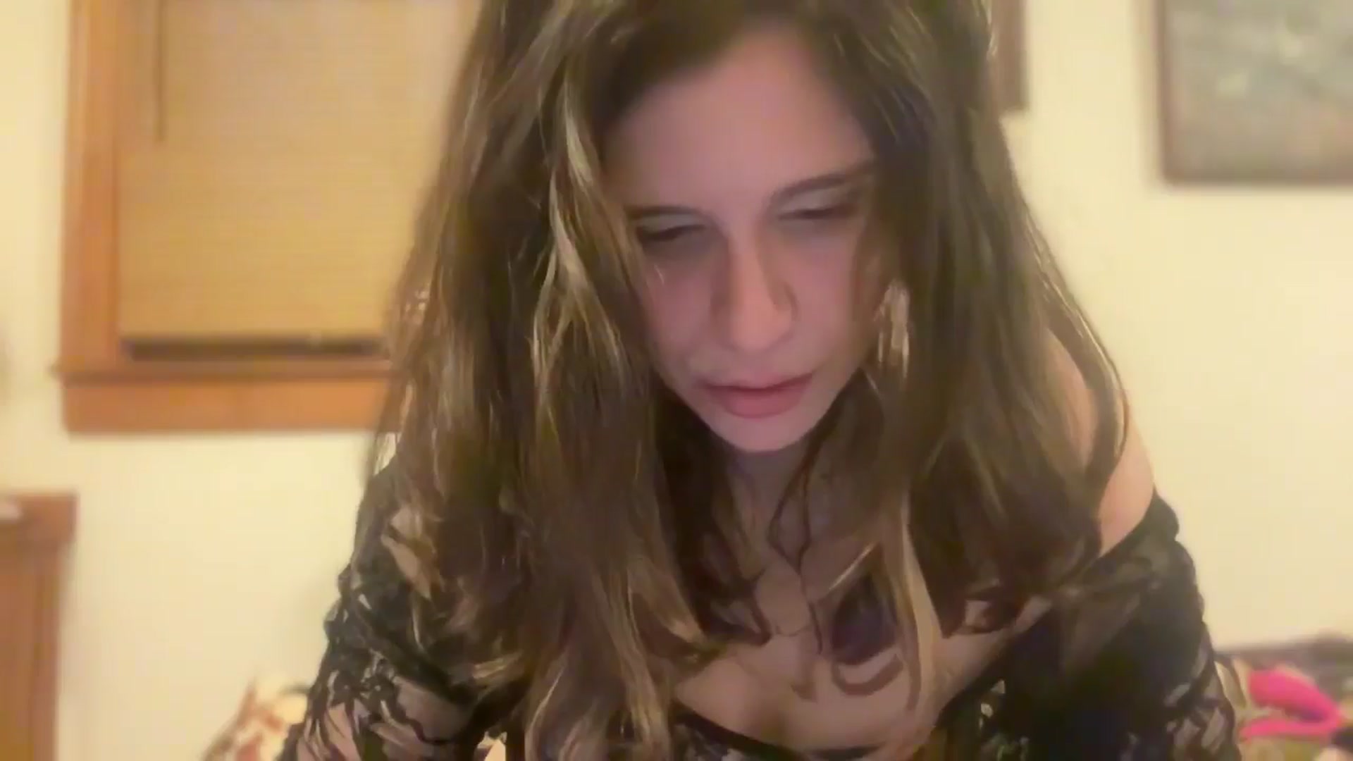 Gallery image thumbnail from JediDropout's myfreecams stream on, 04/15/2026, 10:16 image 12 of 20