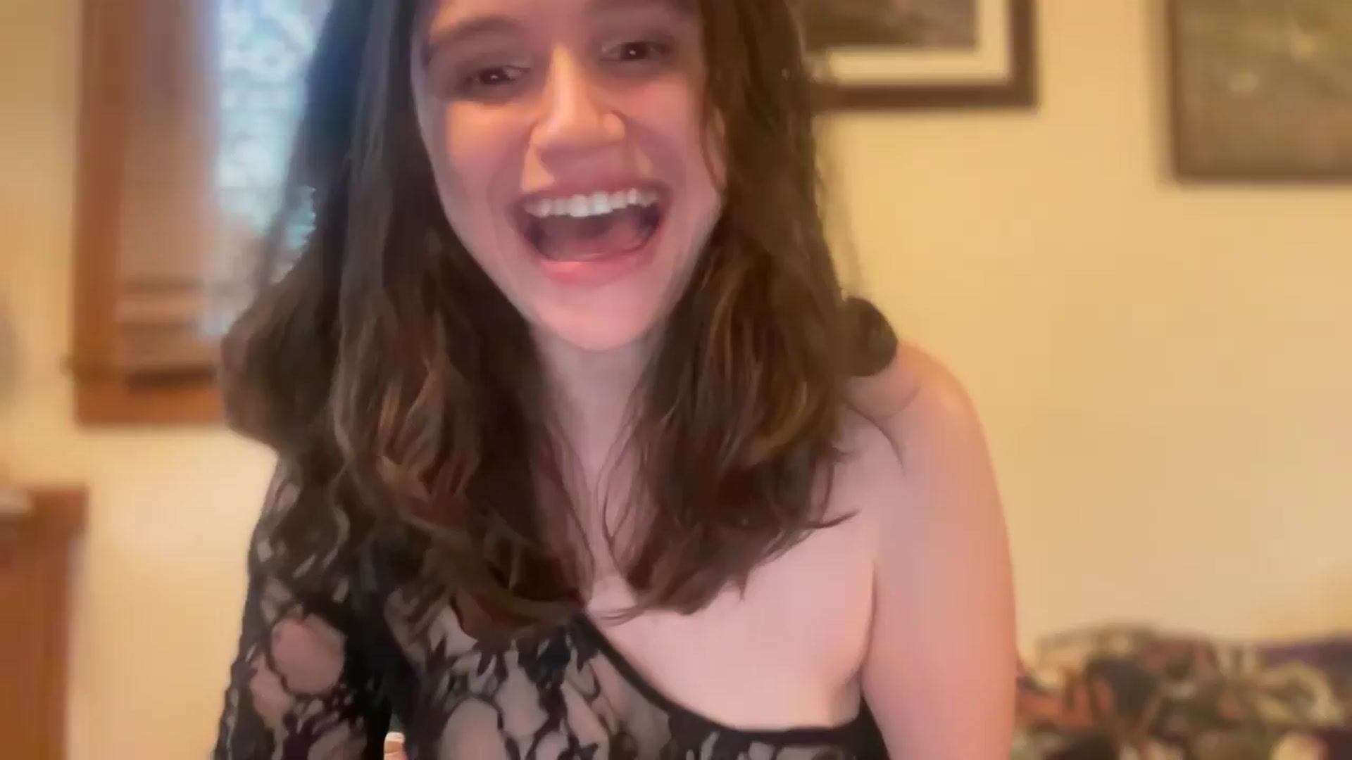 Gallery image thumbnail from JediDropout's myfreecams stream on, 04/15/2026, 11:44 image 1 of 20