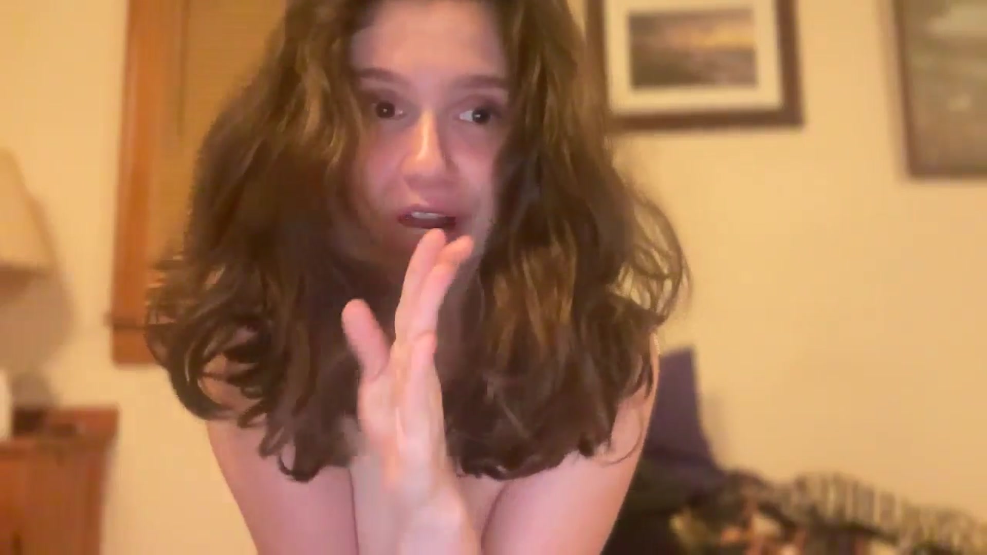 Gallery image thumbnail from JediDropout's myfreecams stream on, 04/17/2026, 03:59 image 4 of 20