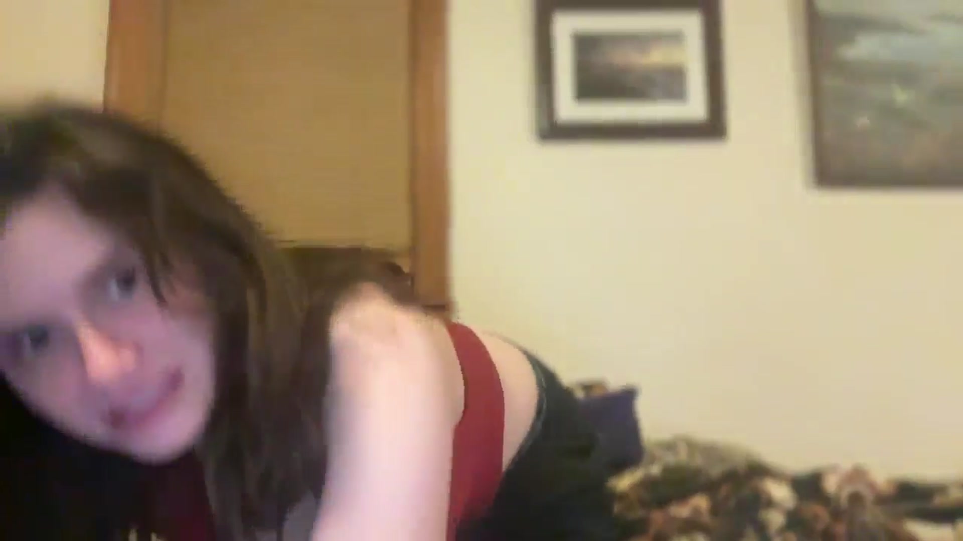 Gallery image thumbnail from JediDropout's myfreecams stream on, 04/17/2026, 05:32 image 16 of 20