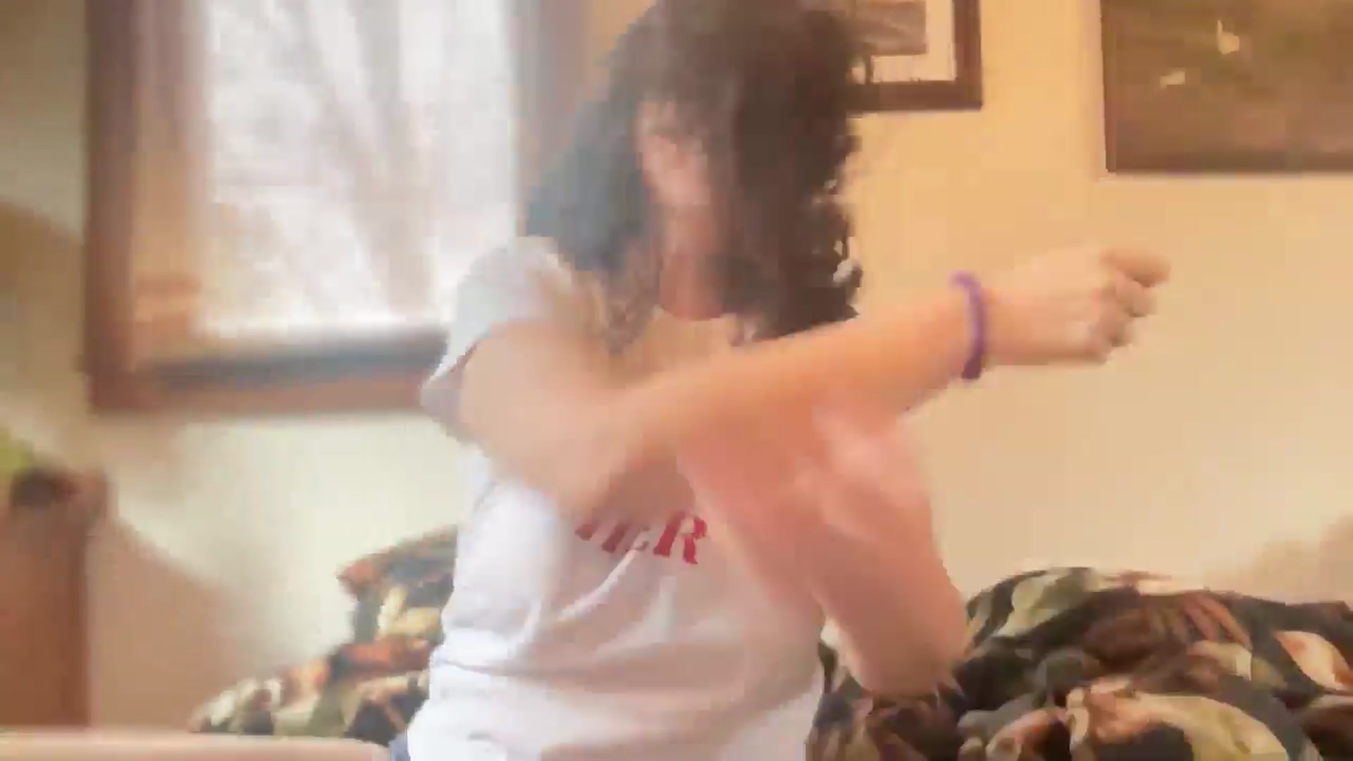 Gallery image thumbnail from JediDropout's myfreecams stream on, 04/17/2026, 17:09 image 2 of 20