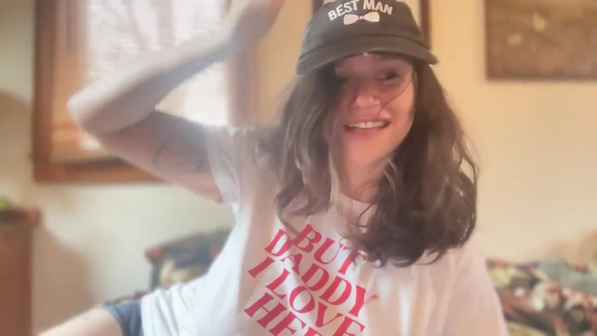 Gallery image thumbnail from JediDropout's myfreecams stream on, 04/17/2026, 17:09 image 5 of 20