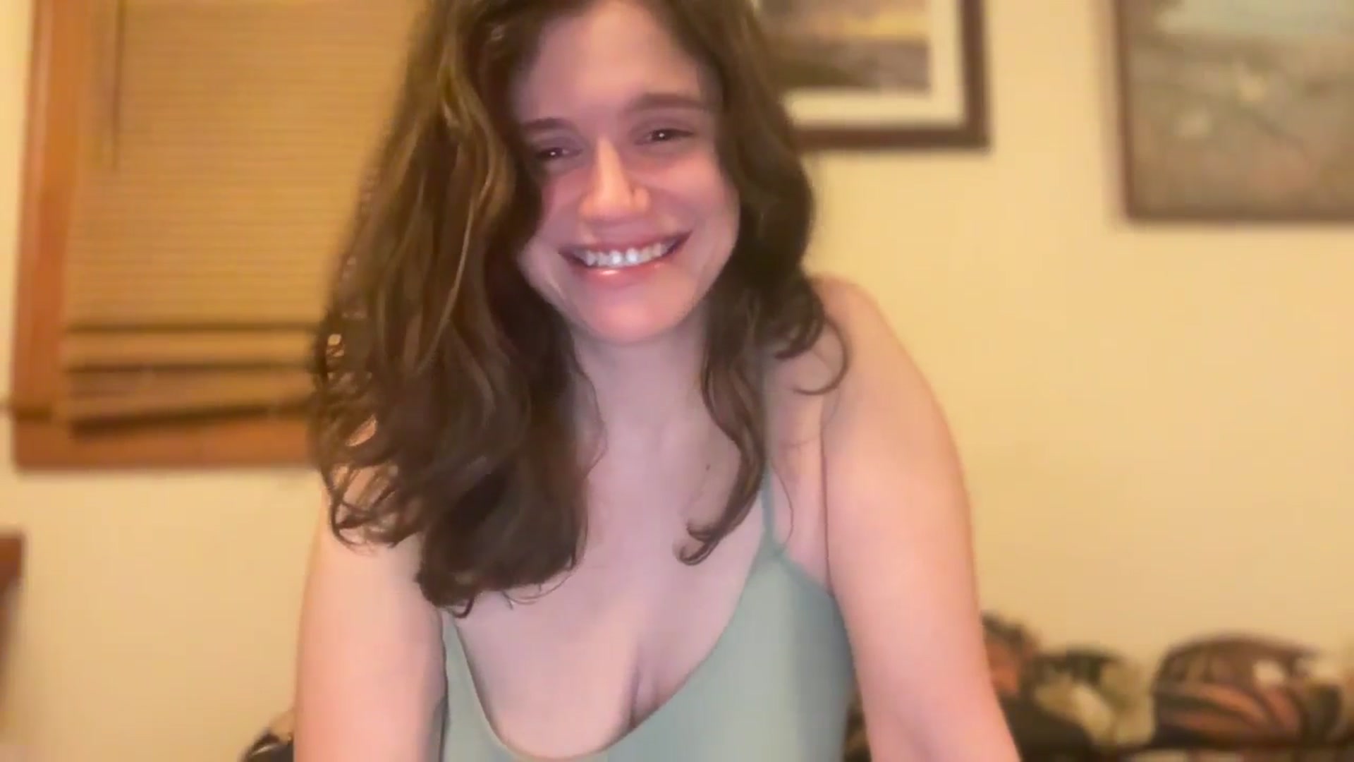Gallery image thumbnail from JediDropout's myfreecams stream on, 04/18/2026, 07:26 image 2 of 20