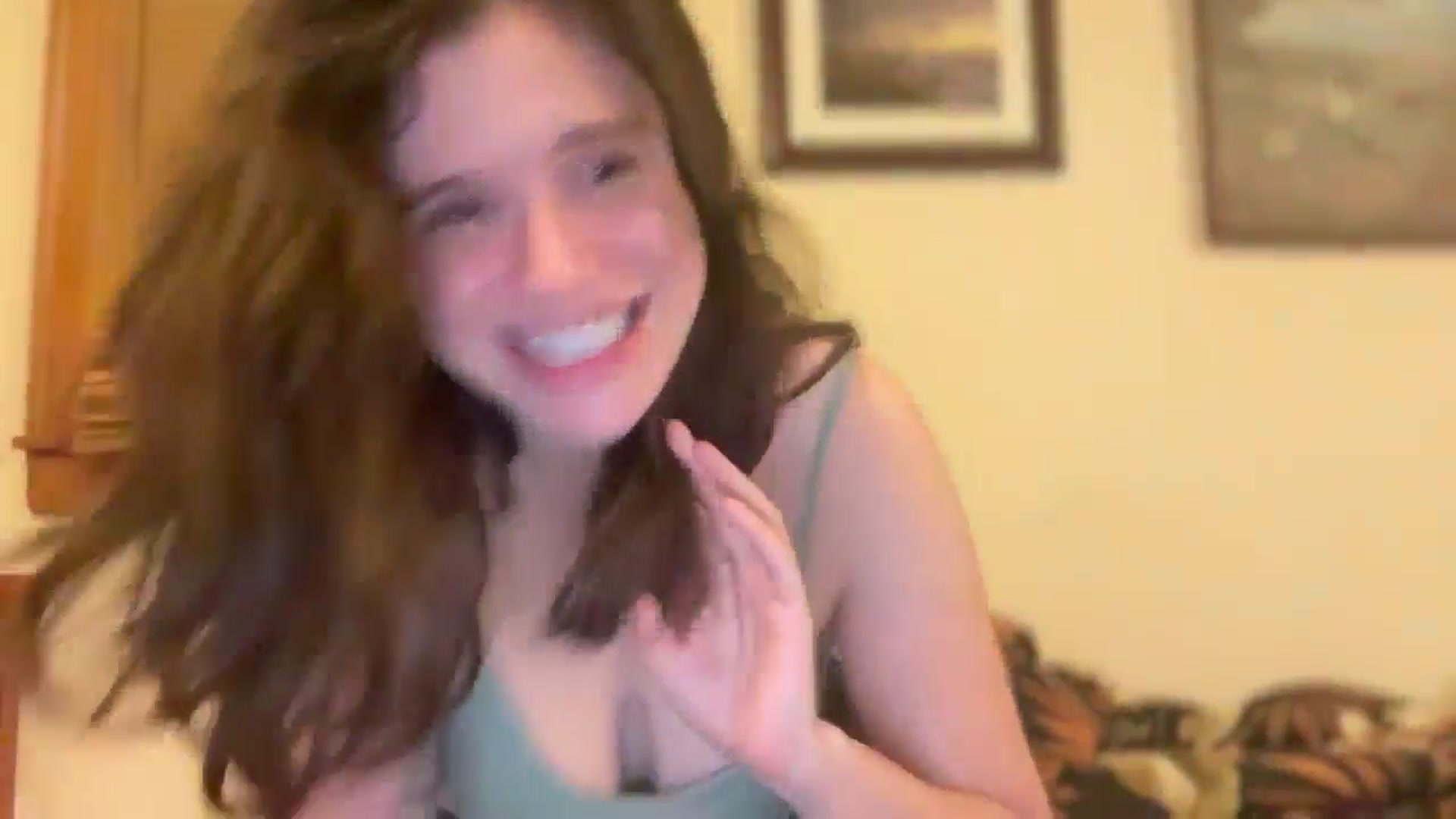 Gallery image thumbnail from JediDropout's myfreecams stream on, 04/18/2026, 07:26 image 18 of 20