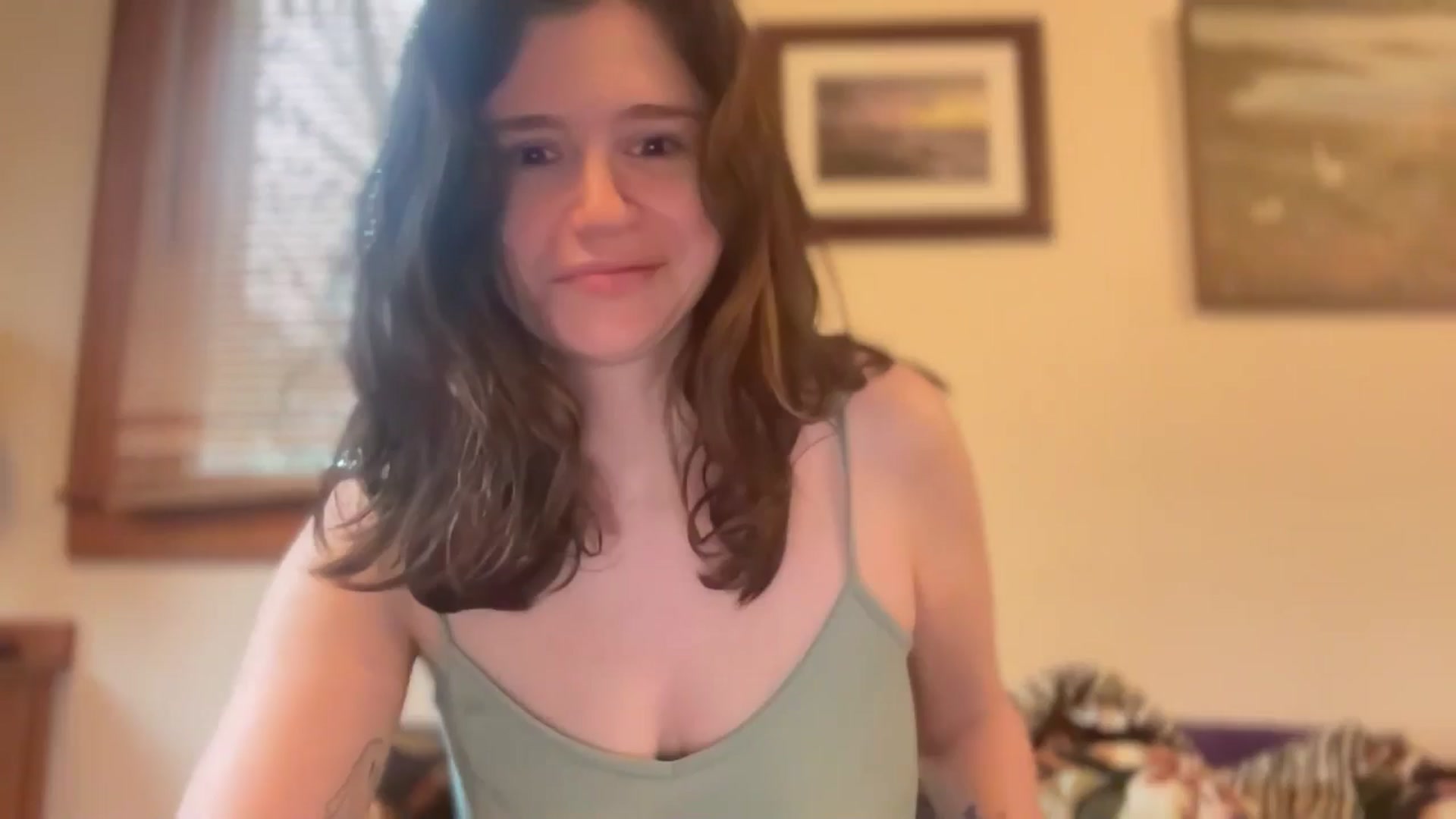 Gallery image thumbnail from JediDropout's myfreecams stream on, 04/19/2026, 15:22 image 3 of 20