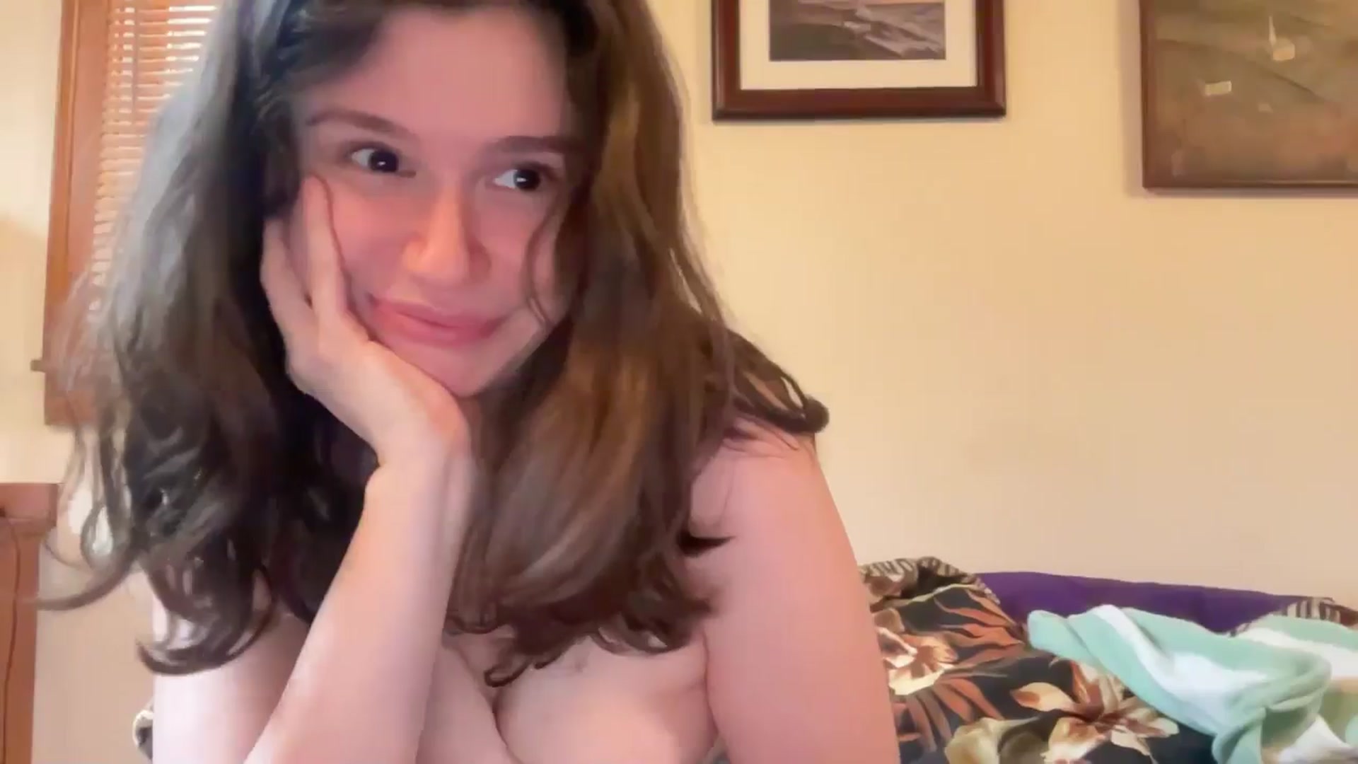 Gallery image thumbnail from JediDropout's myfreecams stream on, 04/19/2026, 19:45 image 13 of 20