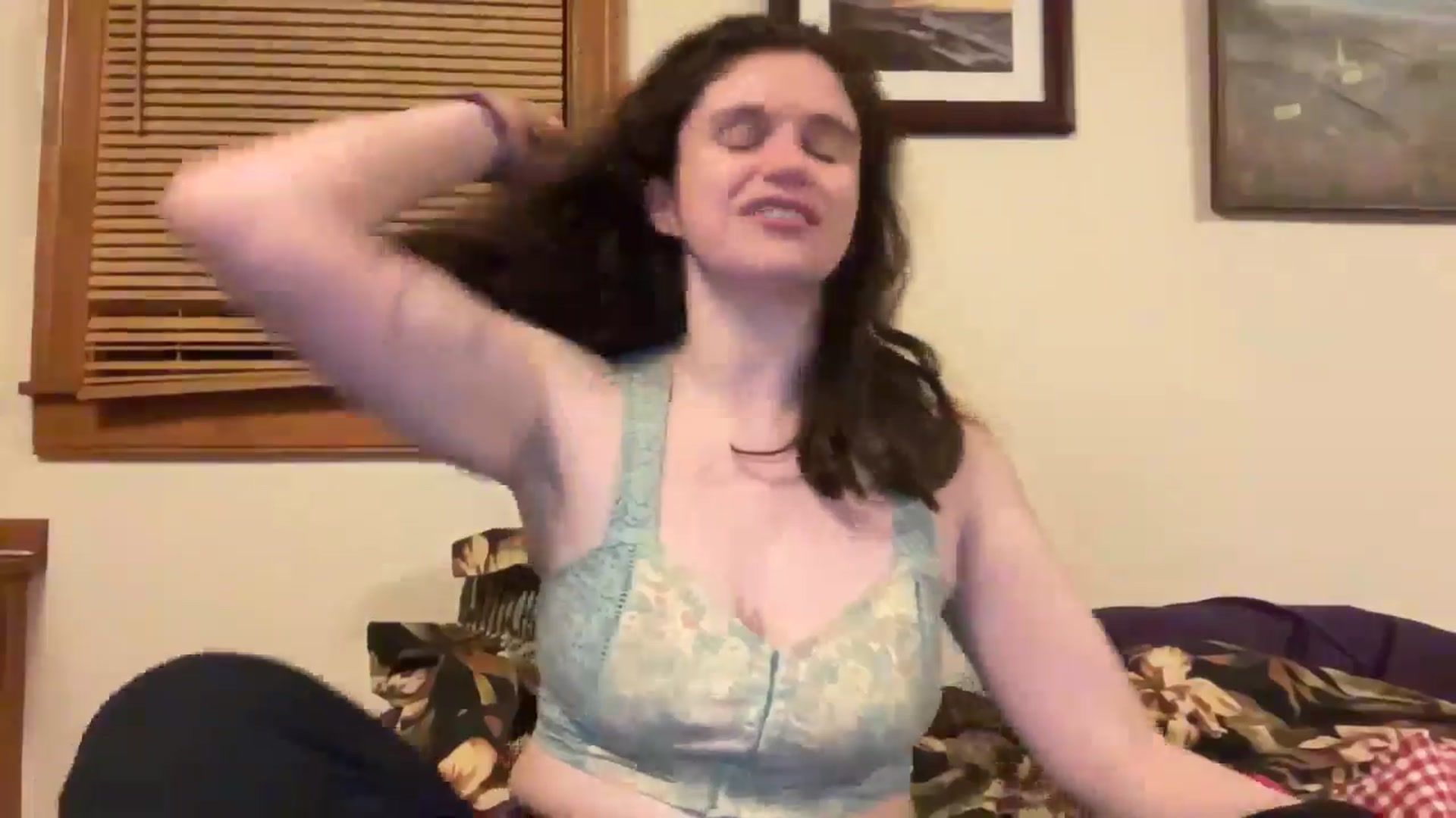Gallery image thumbnail from JediDropout's myfreecams stream on, 04/21/2026, 04:05 image 15 of 20