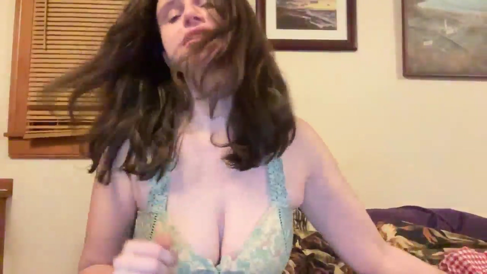 Gallery image thumbnail from JediDropout's myfreecams stream on, 04/21/2026, 04:05 image 20 of 20