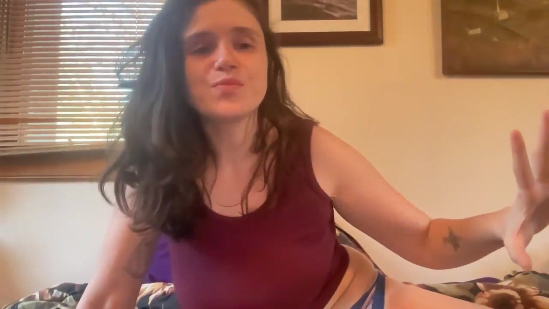 Gallery image thumbnail from JediDropout's myfreecams stream on, 04/23/2026, 15:03 image 11 of 20