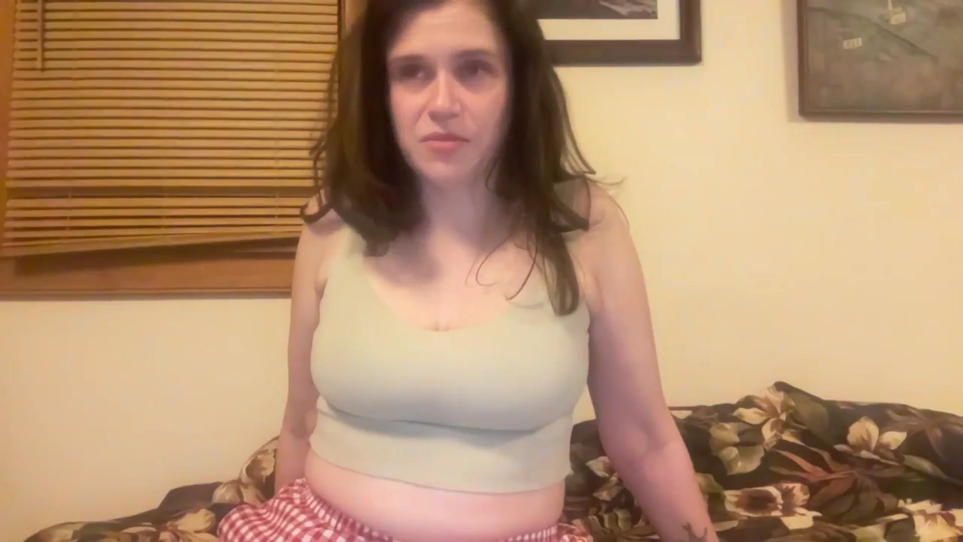 Gallery image thumbnail from JediDropout's myfreecams stream on, 04/25/2026, 04:38 image 6 of 20