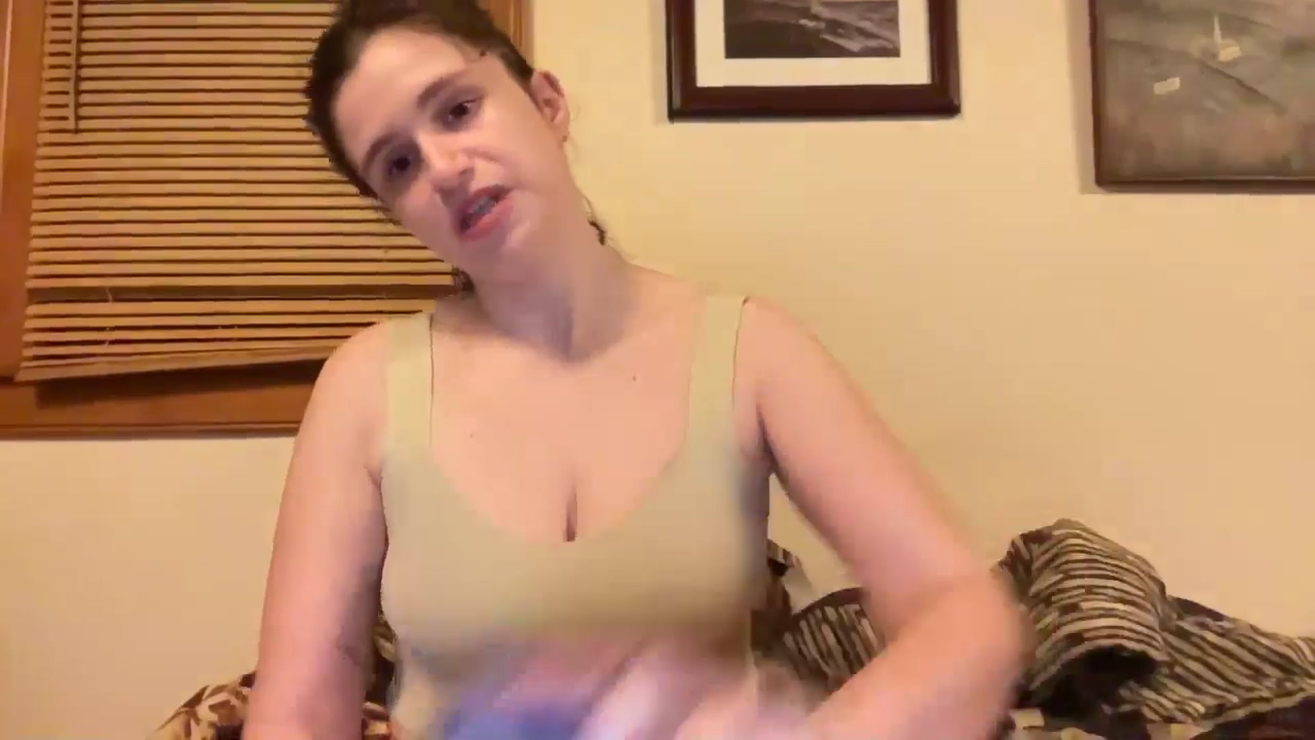Gallery image thumbnail from JediDropout's myfreecams stream on, 04/26/2026, 09:22 image 3 of 20