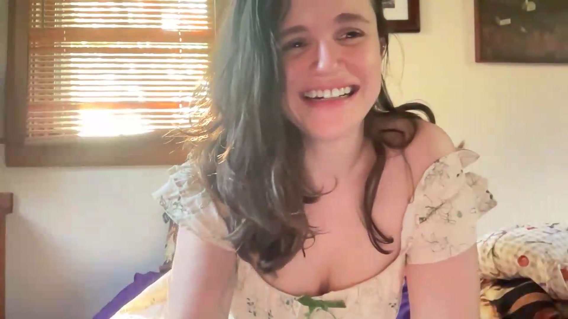 Gallery image thumbnail from JediDropout's myfreecams stream on, 05/12/2026, 20:51 image 19 of 20