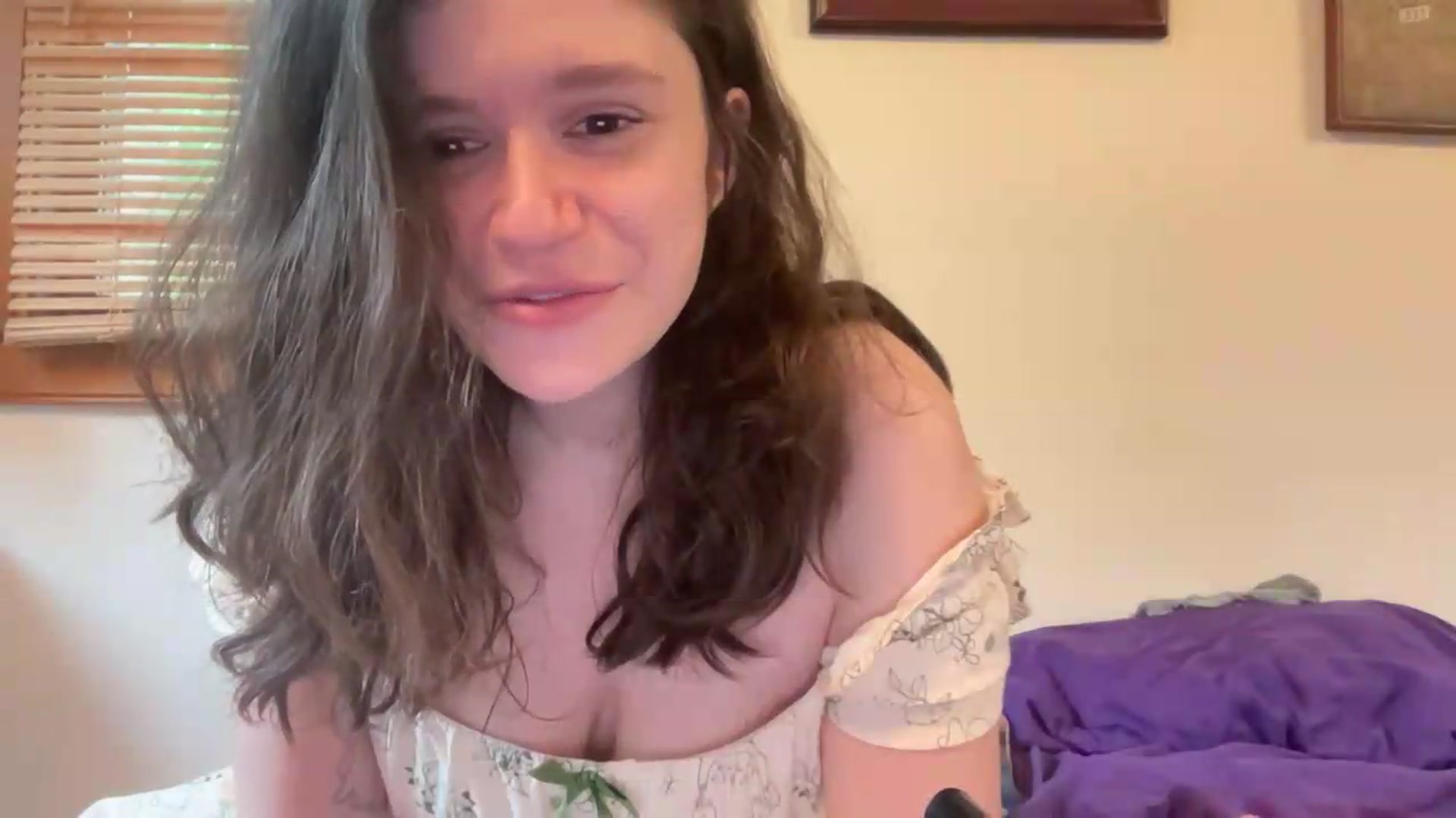 Gallery image thumbnail from JediDropout's myfreecams stream on, 05/14/2026, 16:45 image 7 of 20