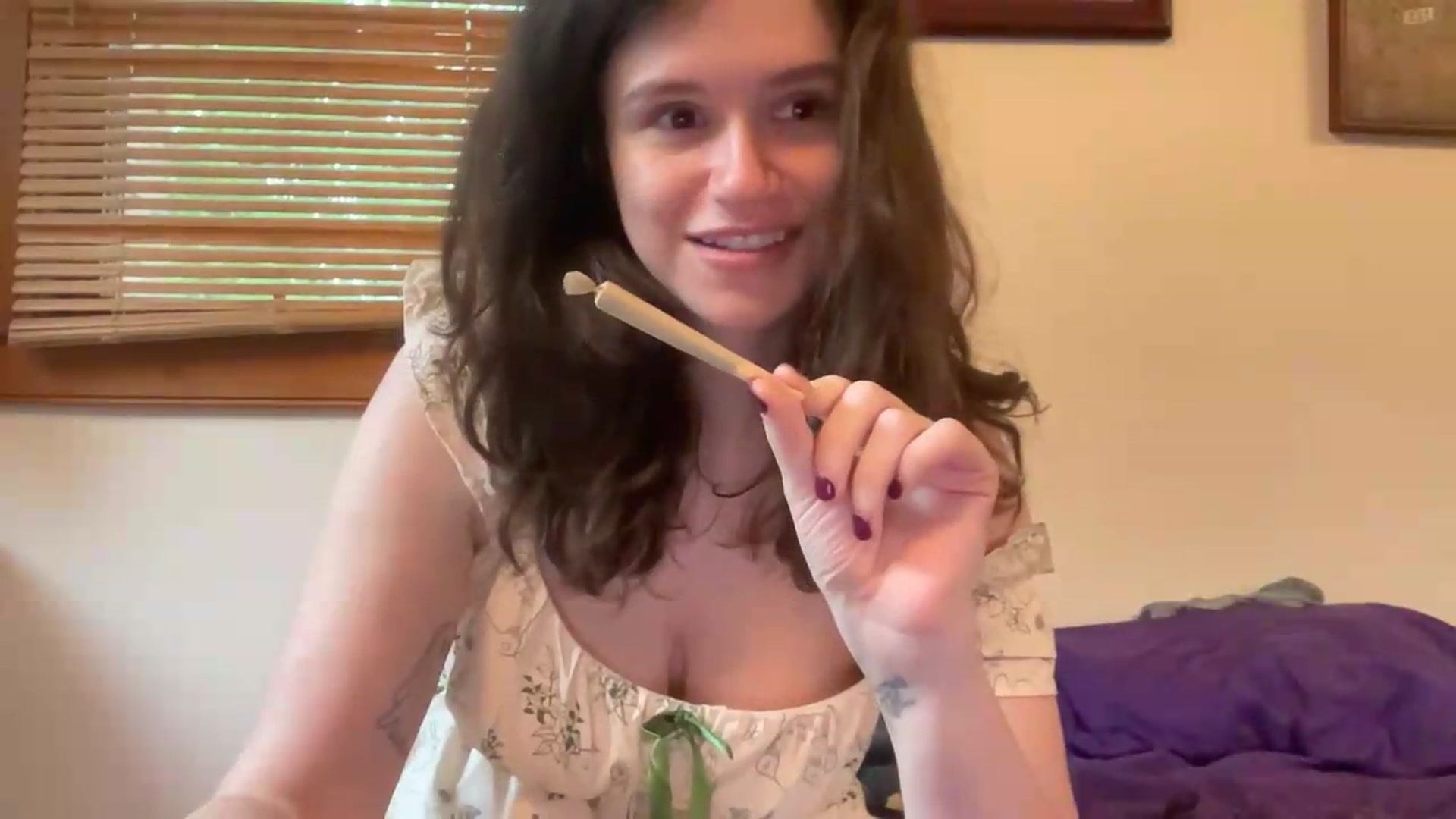 Gallery image thumbnail from JediDropout's myfreecams stream on, 05/14/2026, 16:45 image 15 of 20