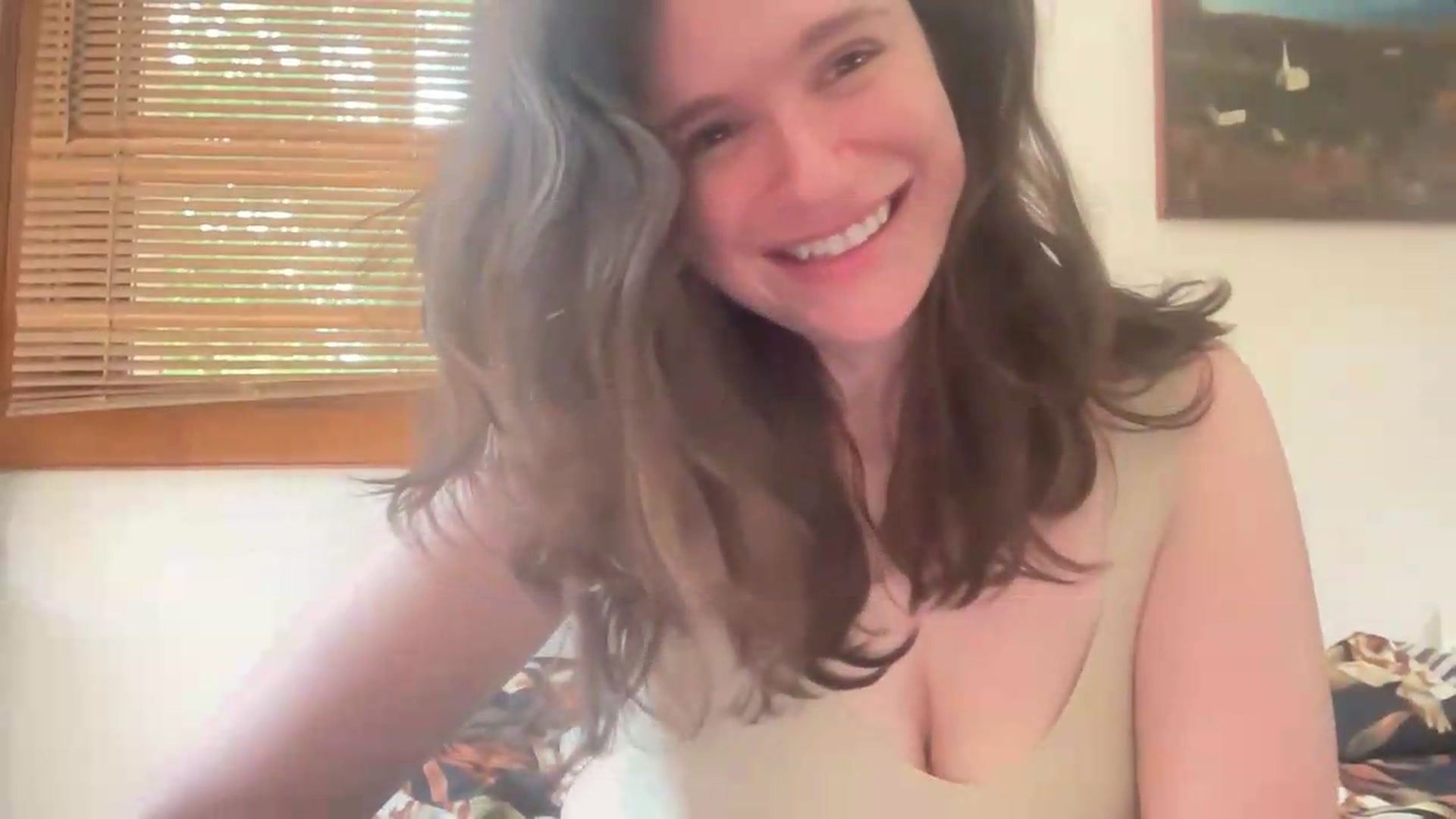 Gallery image thumbnail from JediDropout's myfreecams stream on, 05/17/2026, 17:40 image 15 of 20
