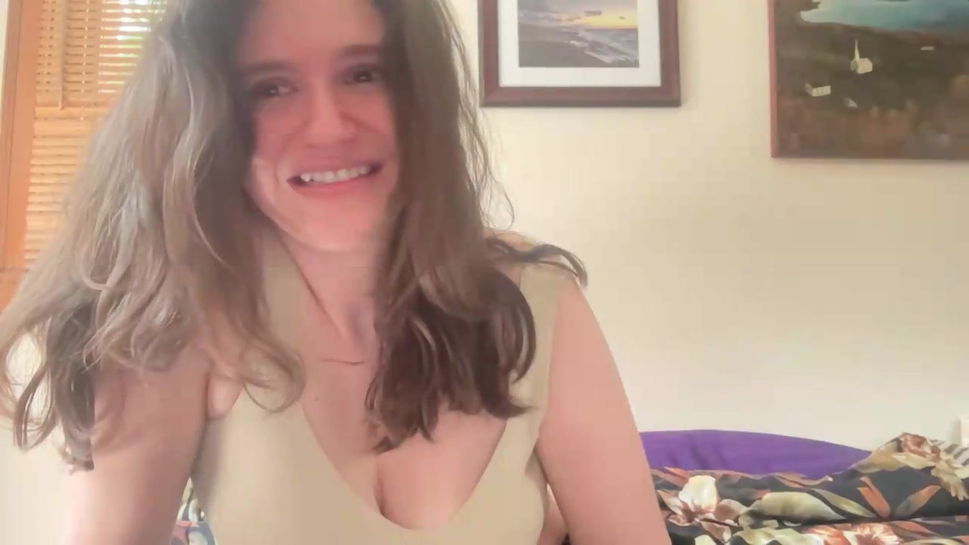 Gallery image thumbnail from JediDropout's myfreecams stream on, 05/17/2026, 17:40 image 2 of 20