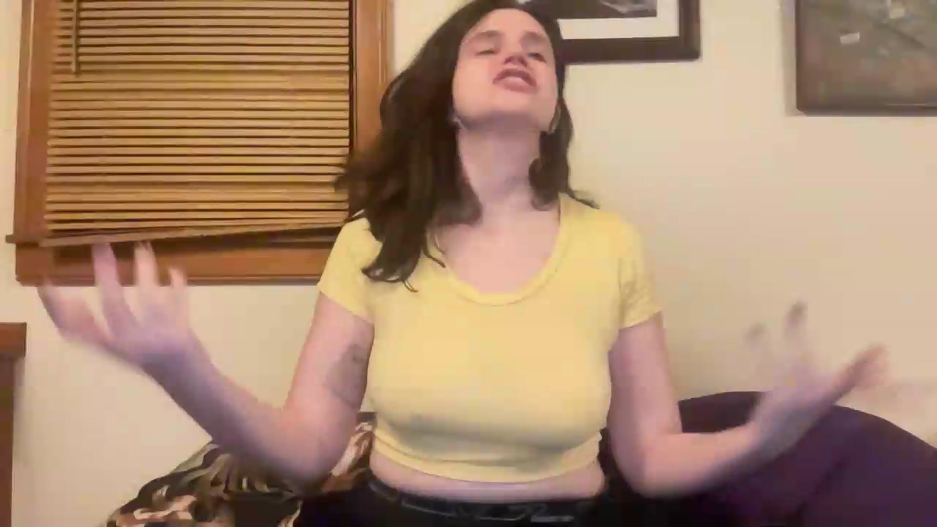 Gallery image thumbnail from JediDropout's myfreecams stream on, 05/19/2026, 02:22 image 2 of 20