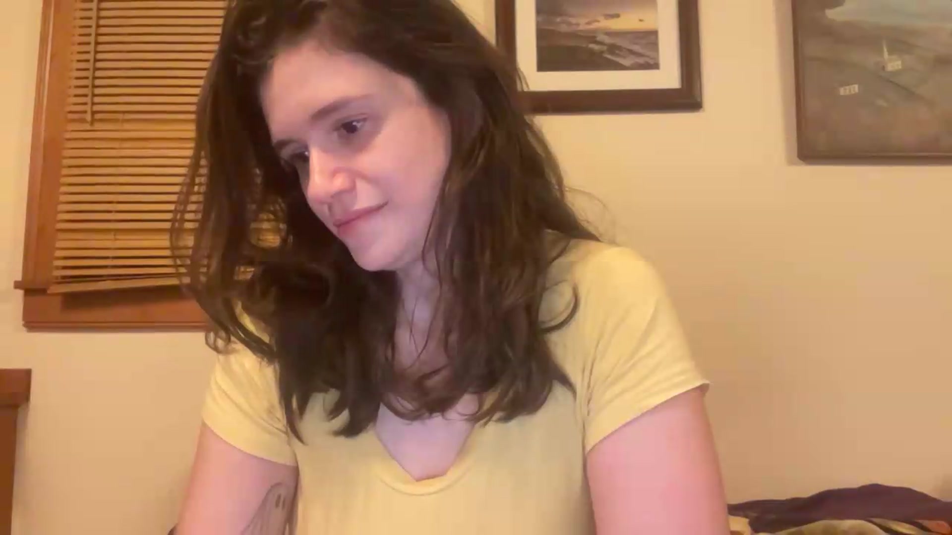 Gallery image thumbnail from JediDropout's myfreecams stream on, 05/19/2026, 02:22 image 18 of 20