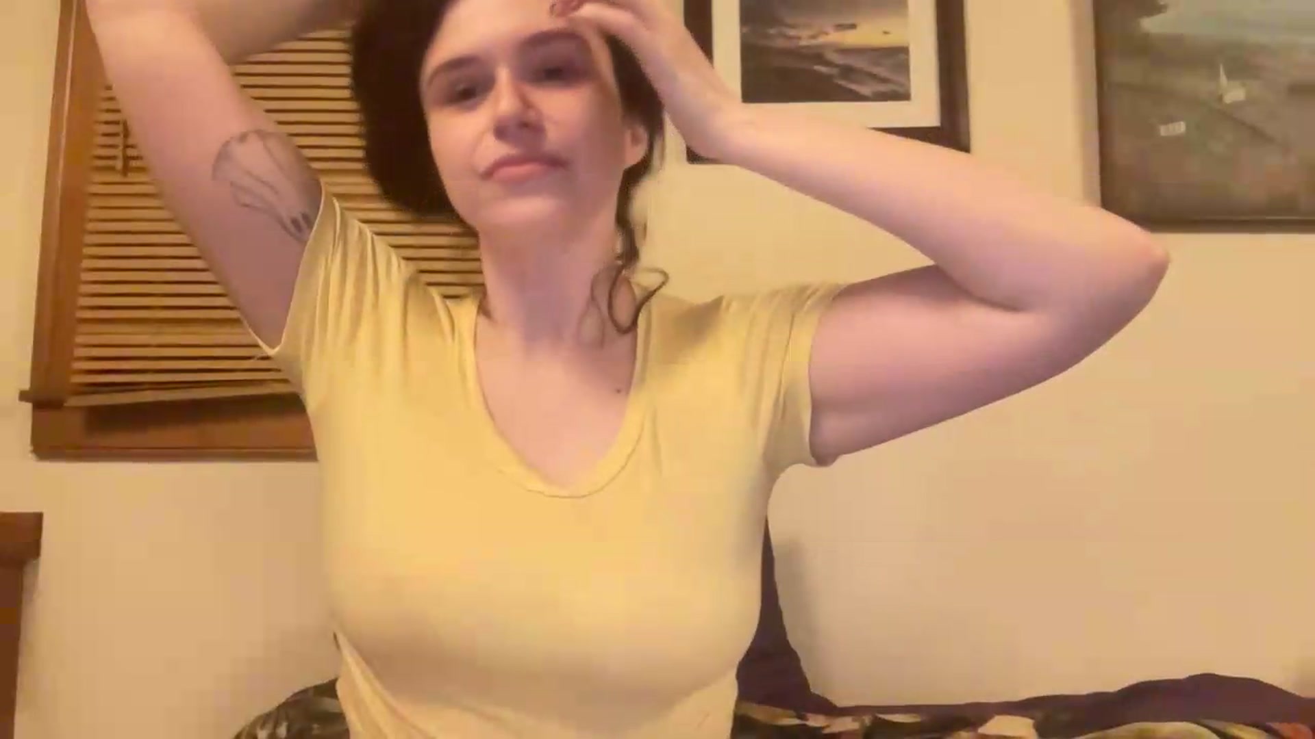 Gallery image thumbnail from JediDropout's myfreecams stream on, 05/19/2026, 02:22 image 13 of 20