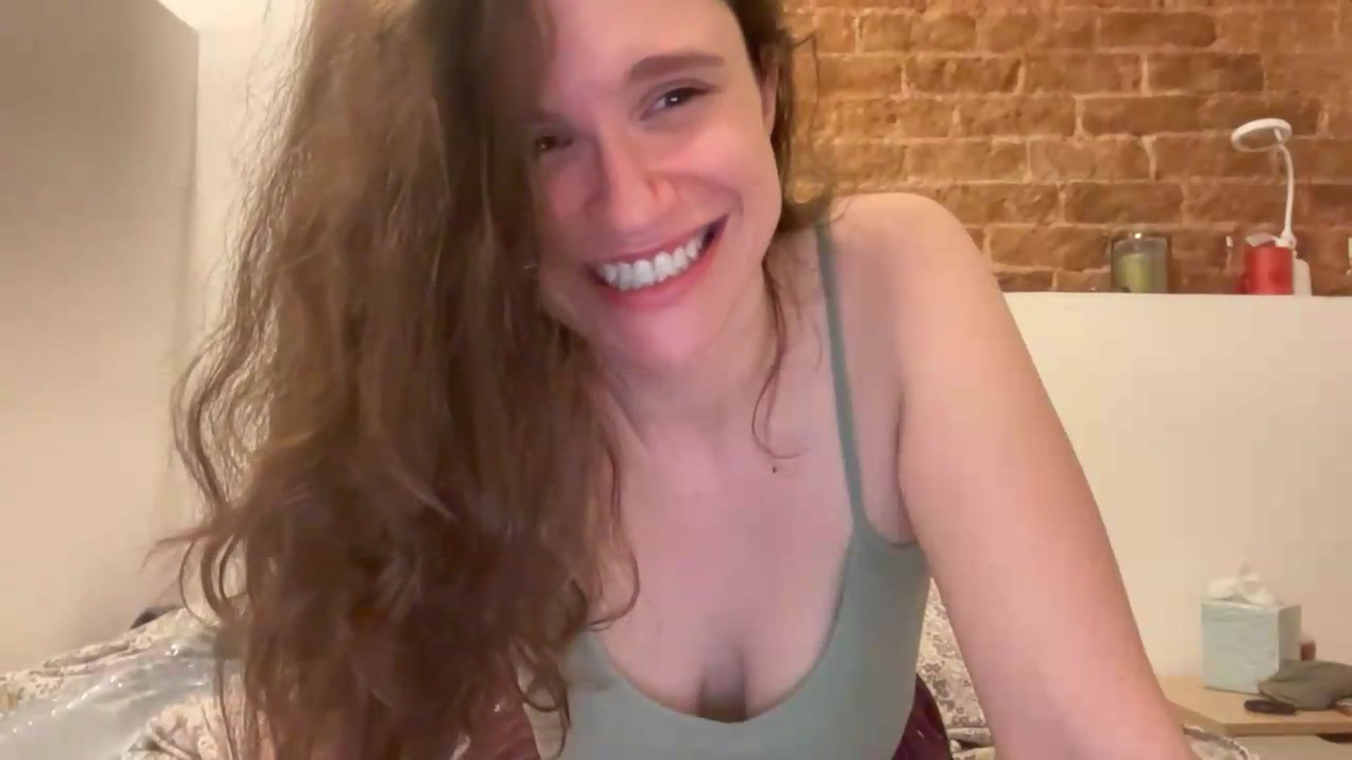 Gallery image thumbnail from JediDropout's myfreecams stream on, 07/12/2026, 24:02 image 7 of 20