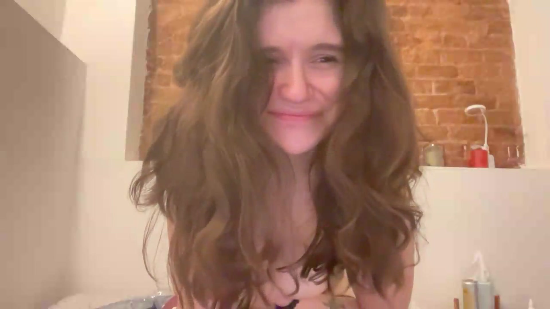 Gallery image thumbnail from JediDropout's myfreecams stream on, 07/12/2026, 15:02 image 4 of 20