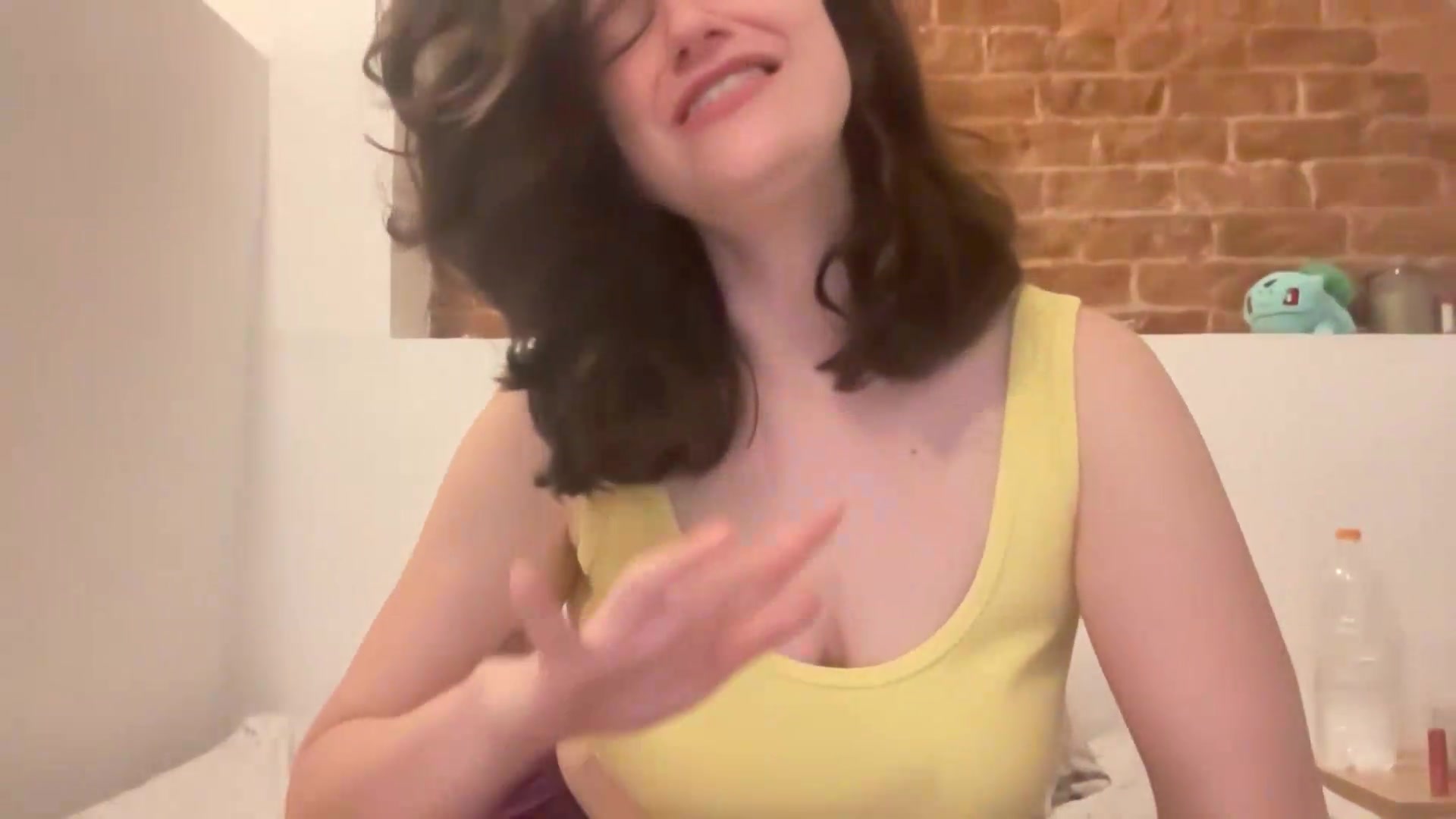 Gallery image thumbnail from JediDropout's myfreecams stream on, 08/15/2026, 06:39 image 16 of 20