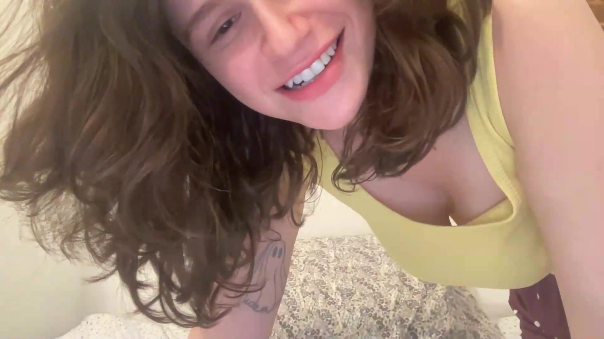Gallery image thumbnail from JediDropout's myfreecams stream on, 08/15/2026, 06:39 image 12 of 20