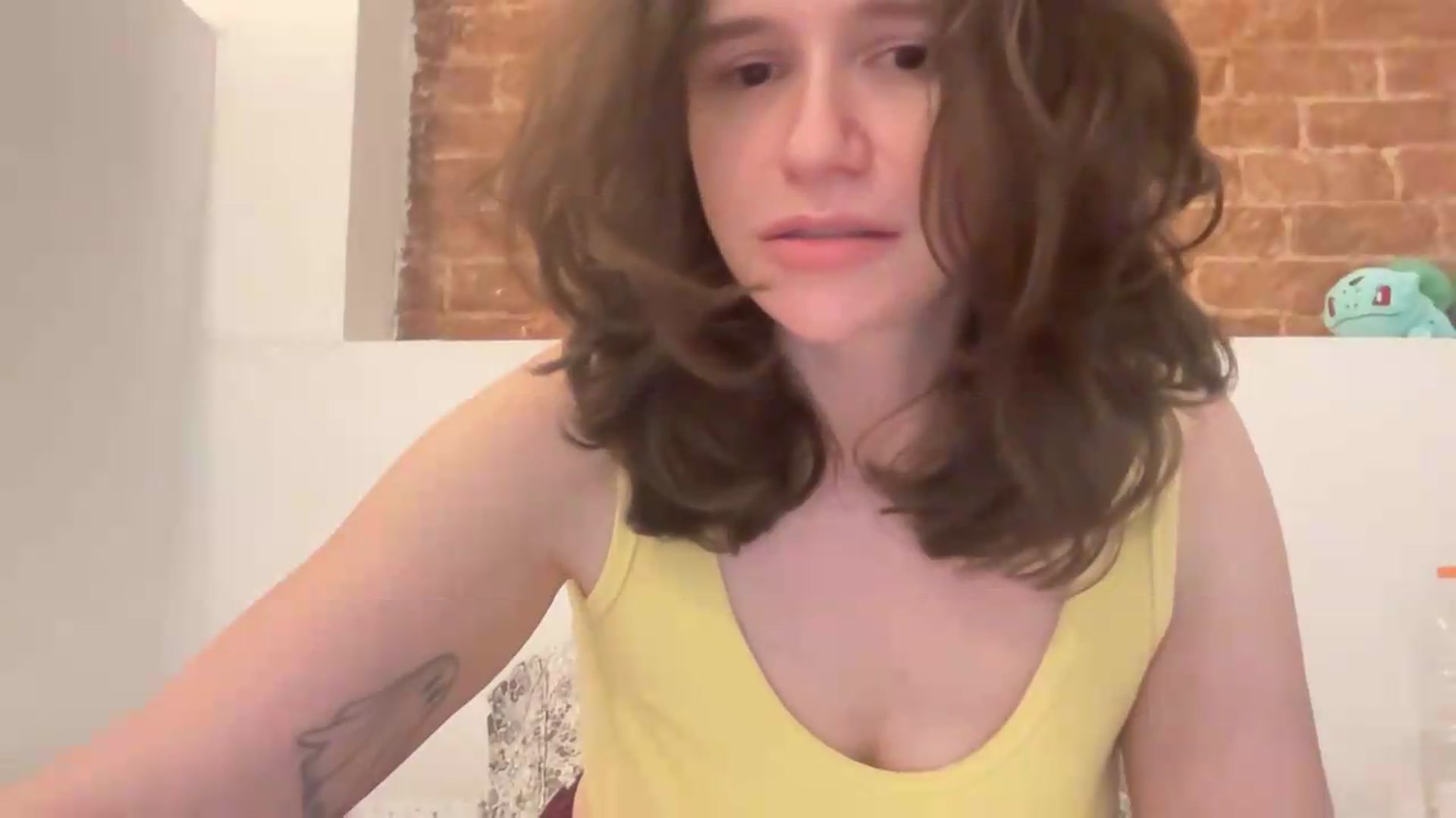Gallery image thumbnail from JediDropout's myfreecams stream on, 08/15/2026, 08:44 image 17 of 20