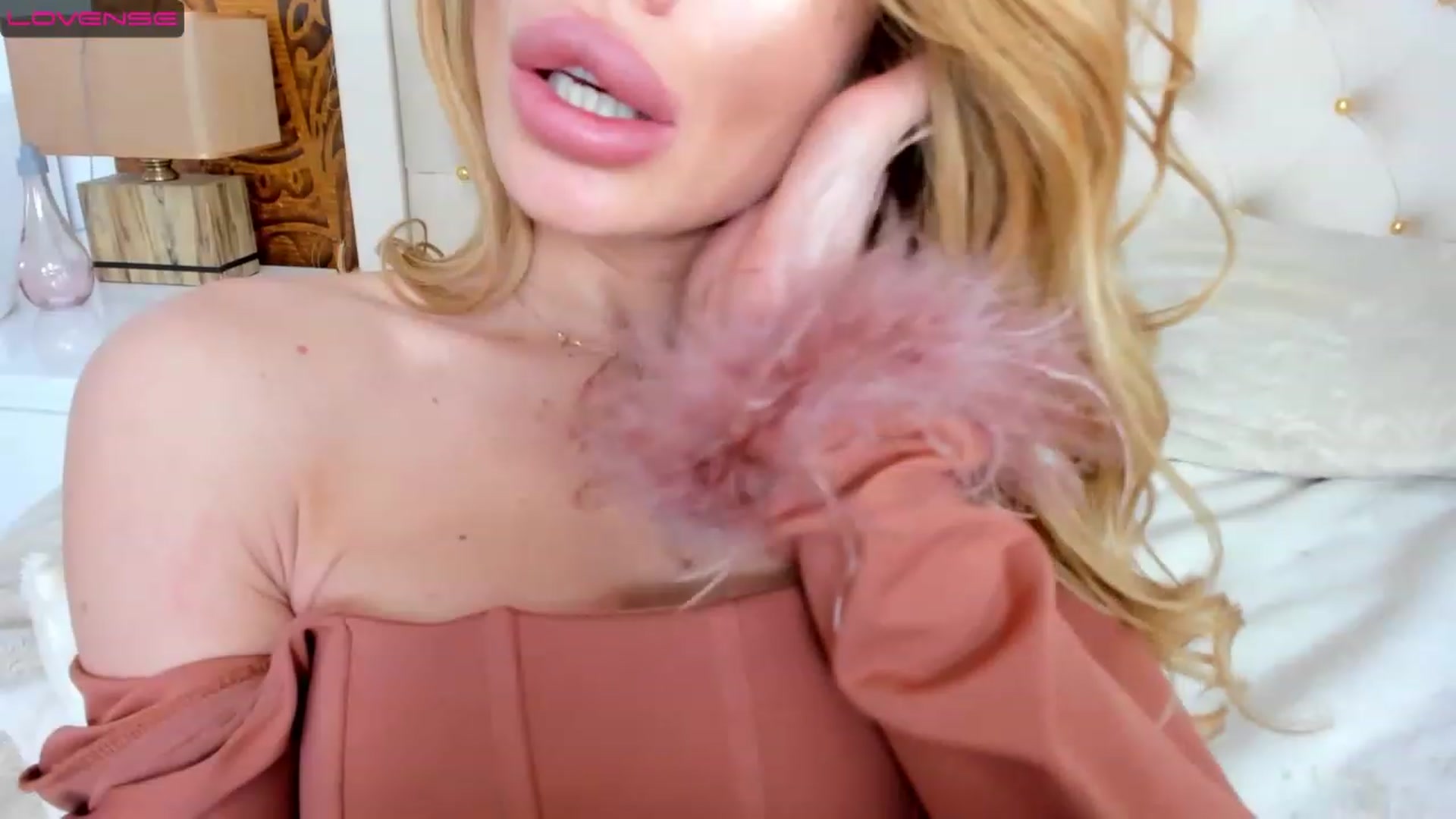 Gallery image thumbnail from Jelisse_J's myfreecams stream on, 01/06/2023, 12:01 image 13 of 20