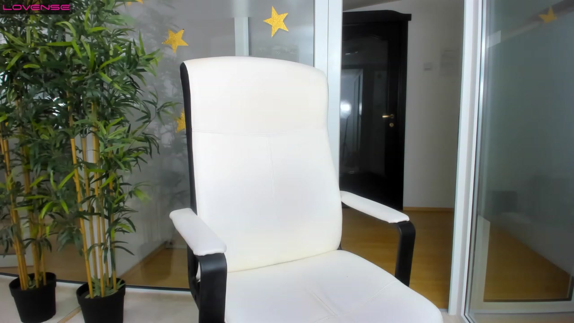 Gallery image thumbnail from Jelisse_J's myfreecams stream on, 03/07/2023, 08:39 image 13 of 20