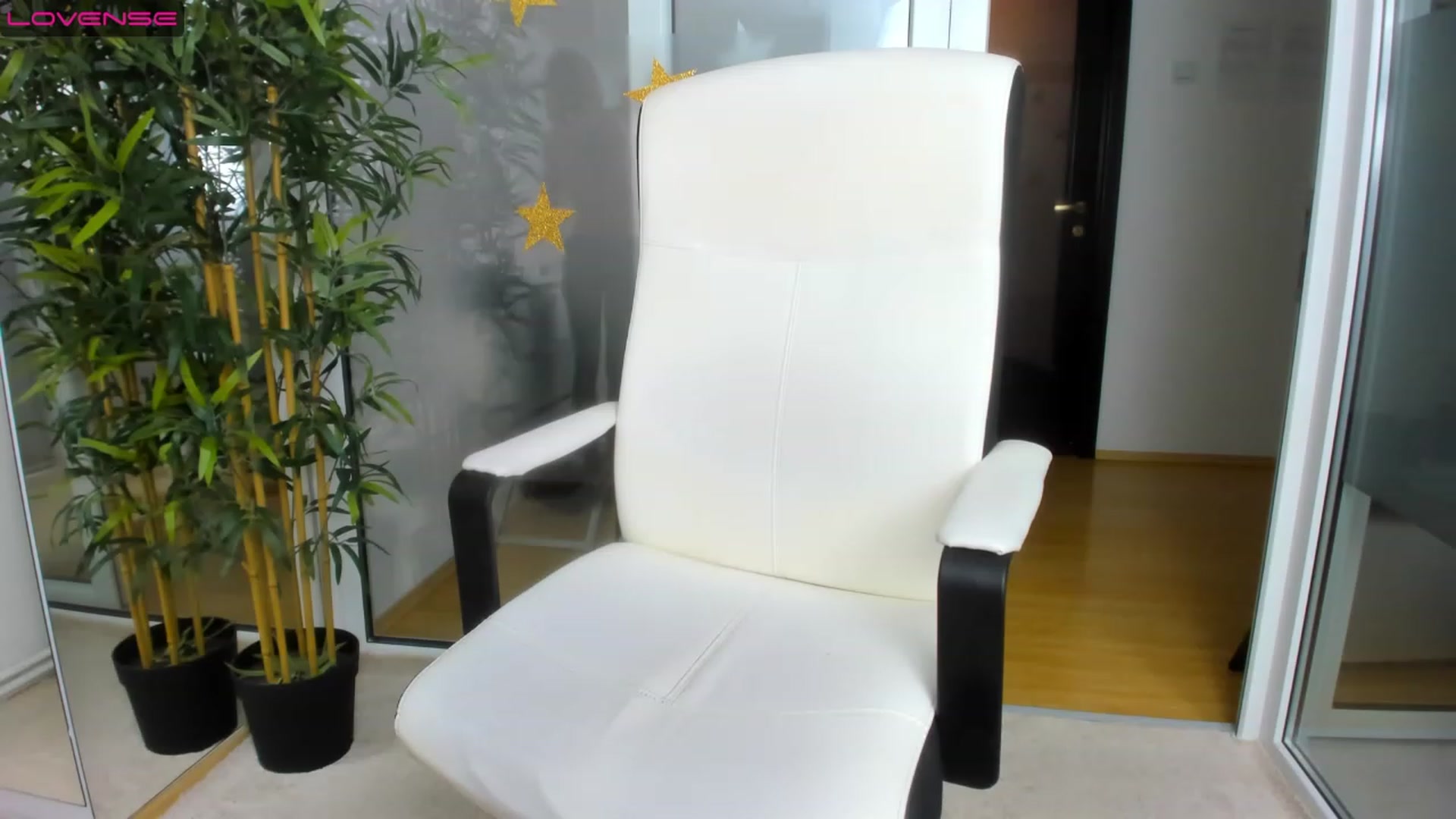 Gallery image thumbnail from Jelisse_J's myfreecams stream on, 03/22/2023, 11:46 image 5 of 20