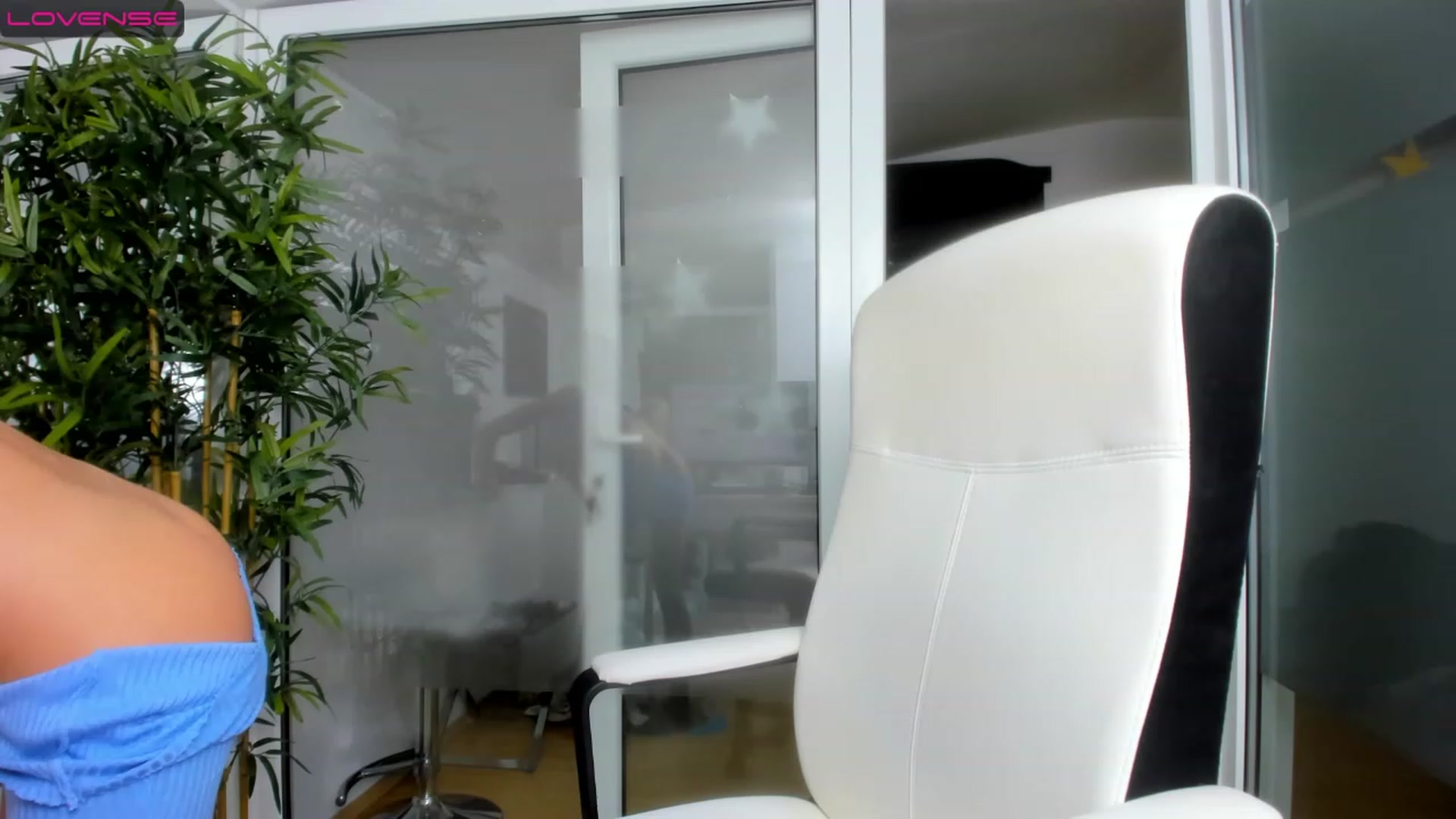 Gallery image thumbnail from Jelisse_J's myfreecams stream on, 03/28/2023, 09:06 image 13 of 20