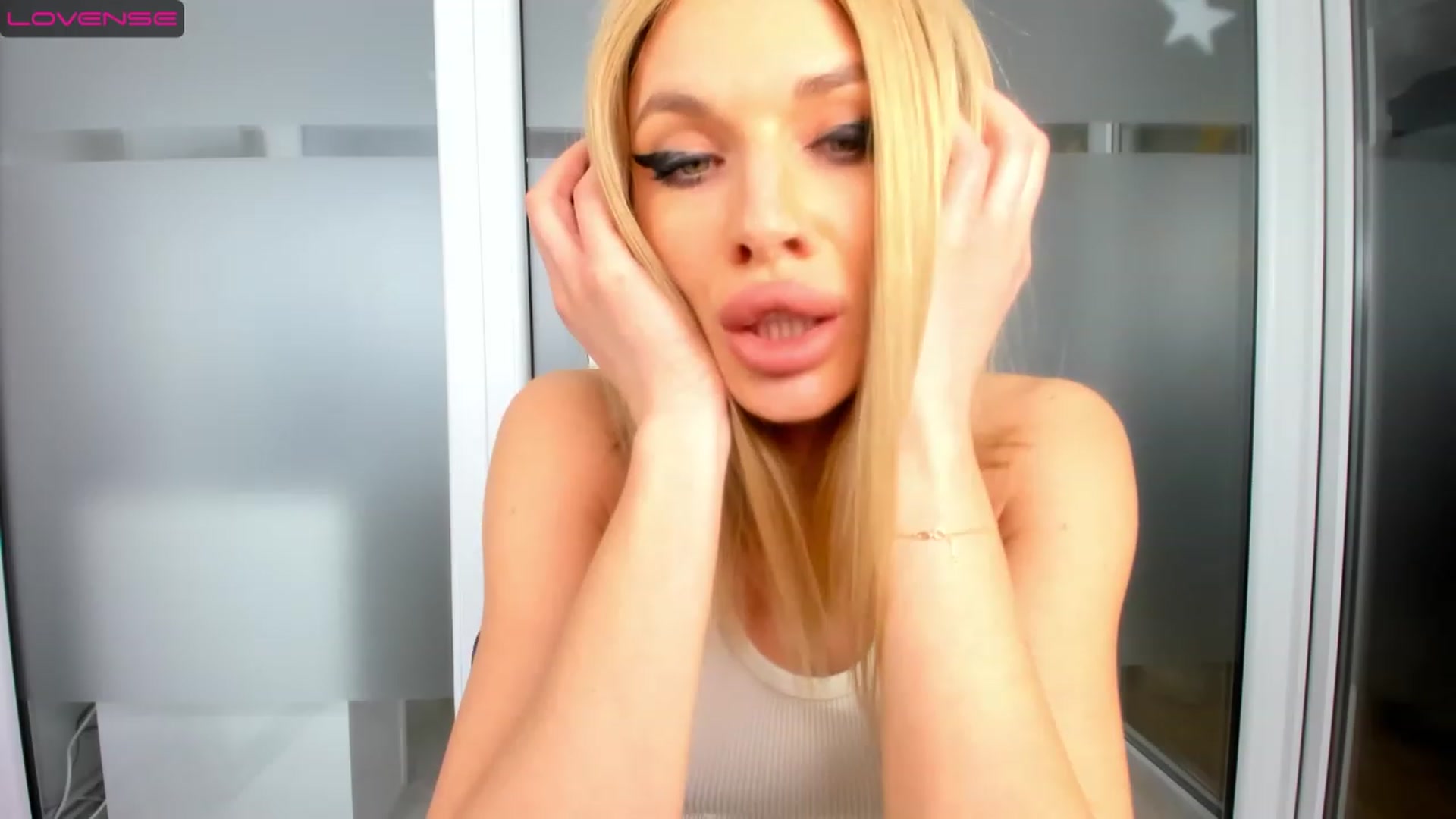 Gallery image thumbnail from Jelisse_J's myfreecams stream on, 04/07/2023, 10:34 image 14 of 20