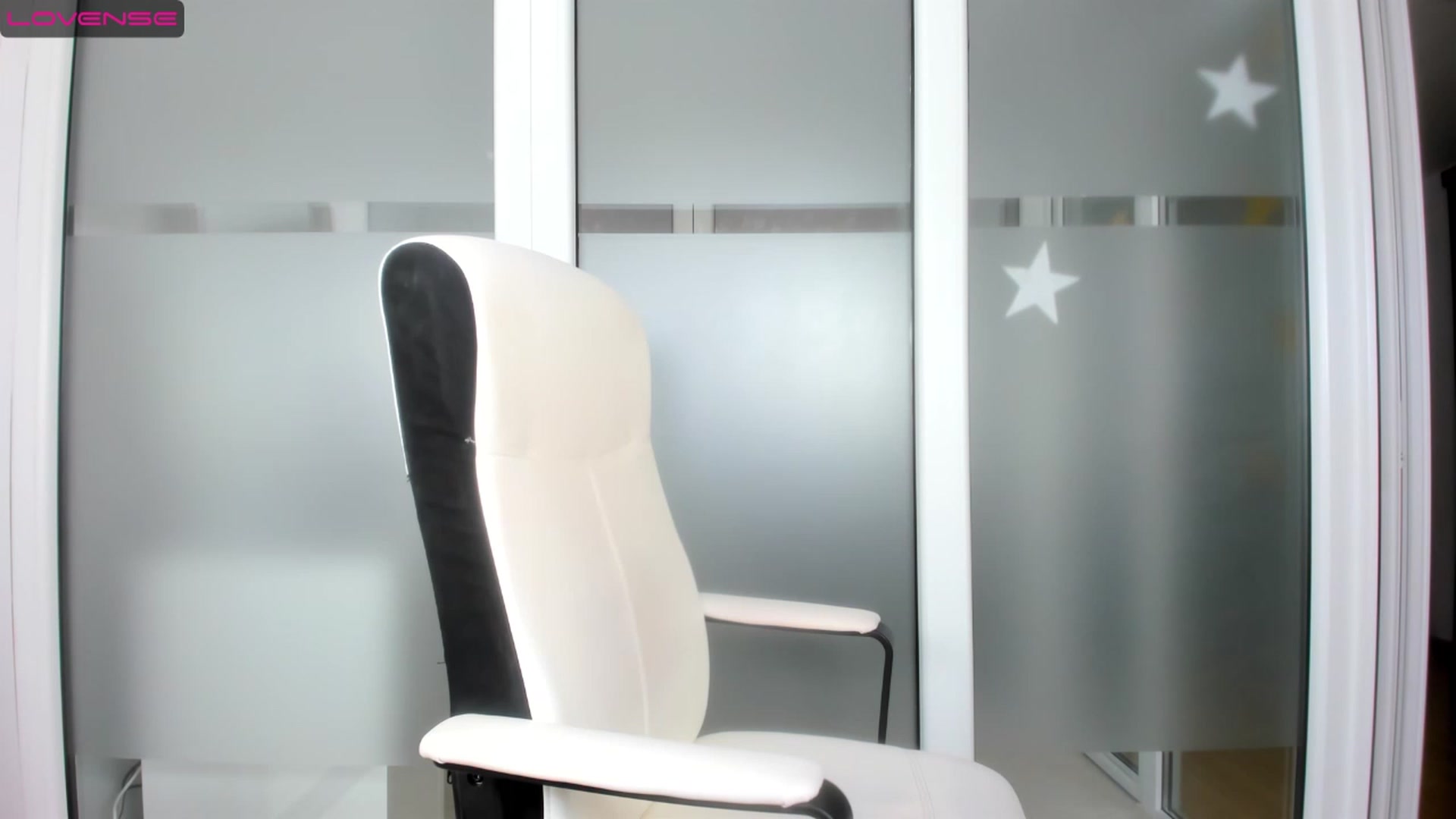 Gallery image thumbnail from Jelisse_J's myfreecams stream on, 04/10/2023, 11:06 image 16 of 20