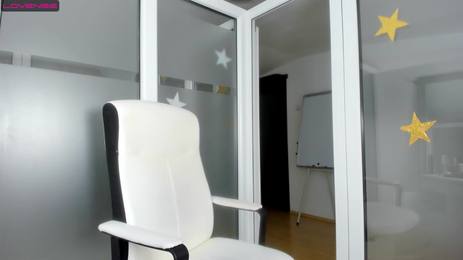 Gallery image thumbnail from Jelisse_J's myfreecams stream on, 04/18/2023, 11:38 image 4 of 20