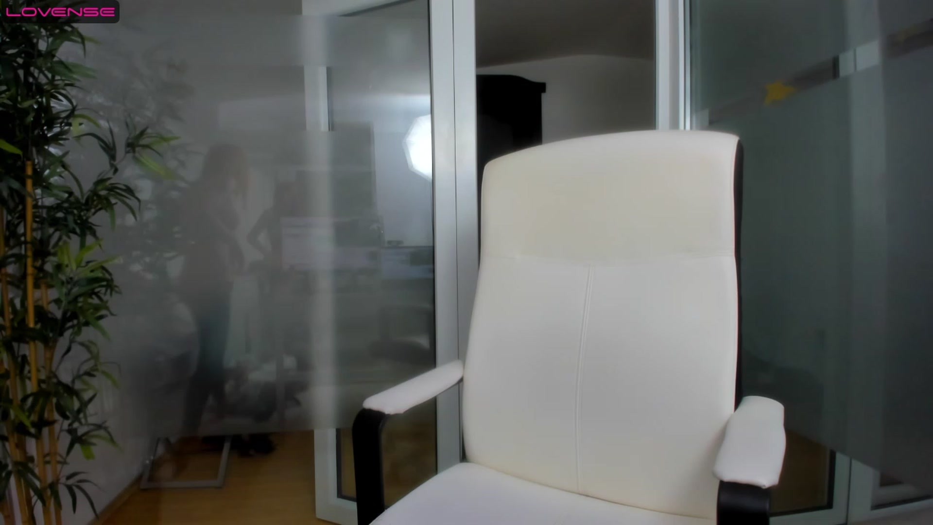 Gallery image thumbnail from Jelisse_J's myfreecams stream on, 04/24/2023, 11:05 image 19 of 20