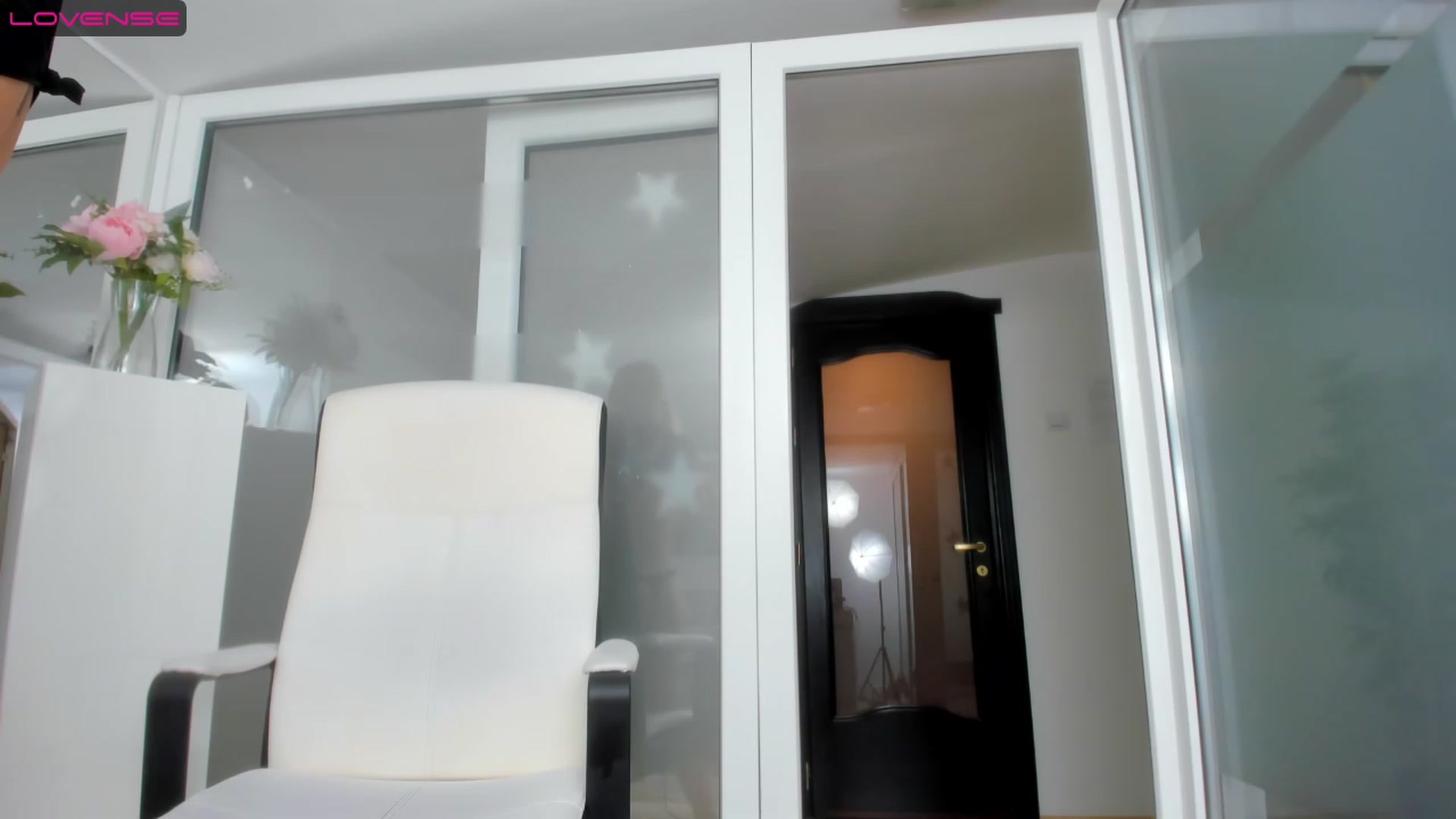 Gallery image thumbnail from Jelisse_J's myfreecams stream on, 05/16/2023, 05:15 image 8 of 20
