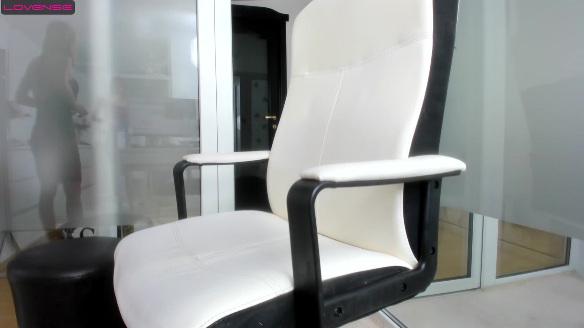Gallery image thumbnail from Jelisse_J's myfreecams stream on, 05/18/2023, 11:24 image 16 of 20