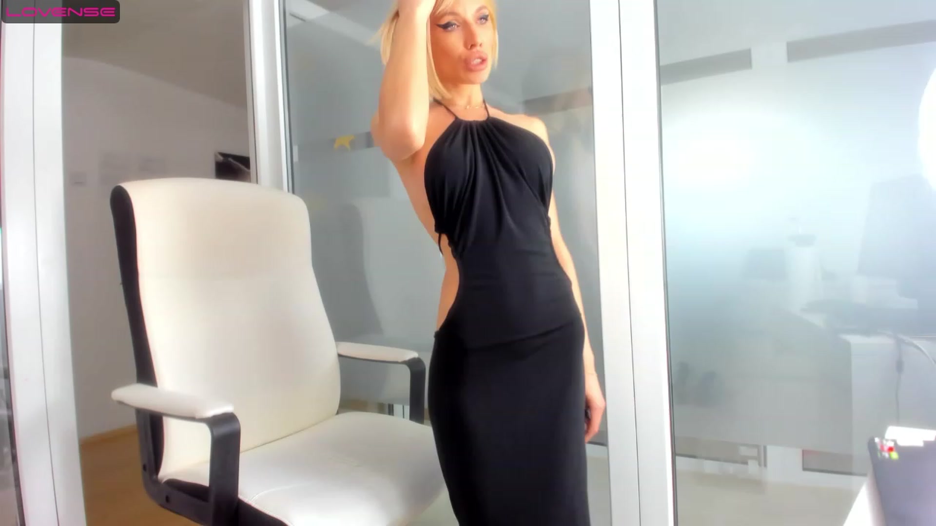 Gallery image thumbnail from Jelisse_J's myfreecams stream on, 06/09/2023, 07:35 image 3 of 20